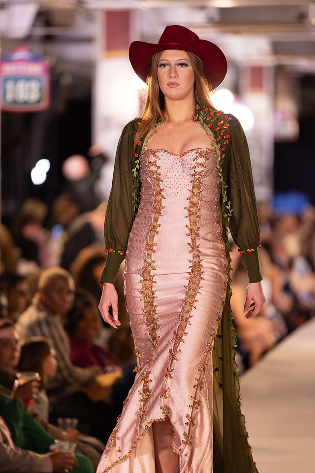@jamesmorton.photographer-GVLFashionWeek2024-4.6.2024-276-X2.jpg