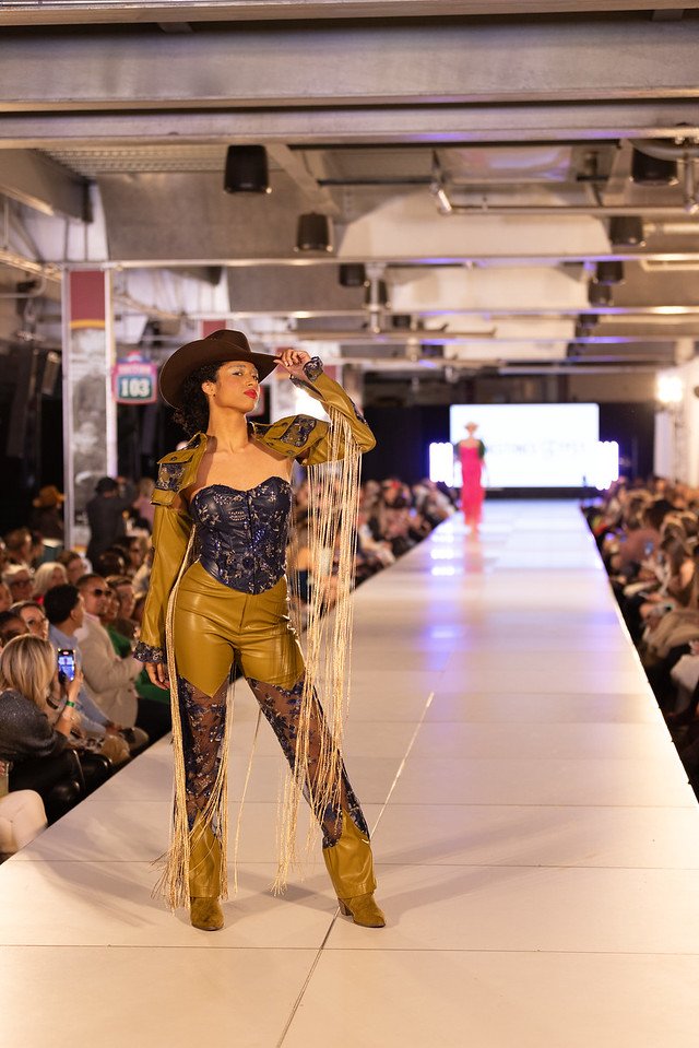 @jamesmorton.photographer-GVLFashionWeek2024-4.6.2024-250-X2.jpg