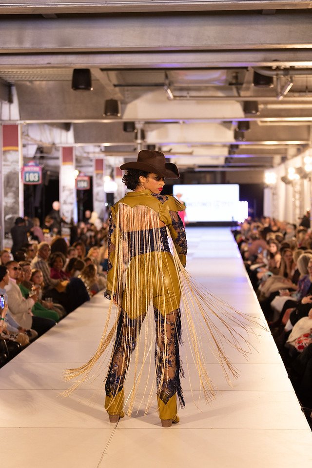 @jamesmorton.photographer-GVLFashionWeek2024-4.6.2024-251-X2.jpg