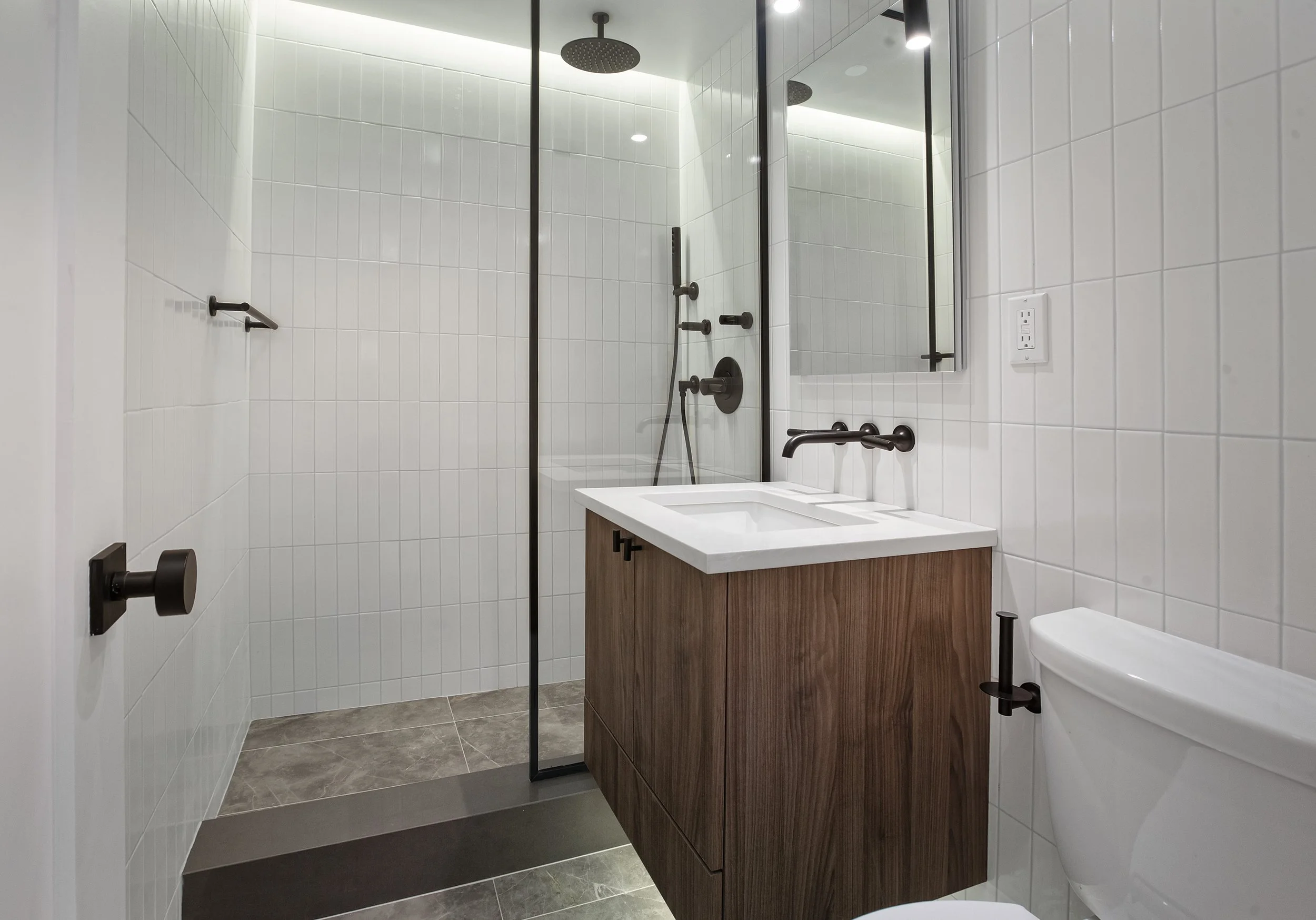 20191114_85livingstonst11c-aa_018-bath.jpg