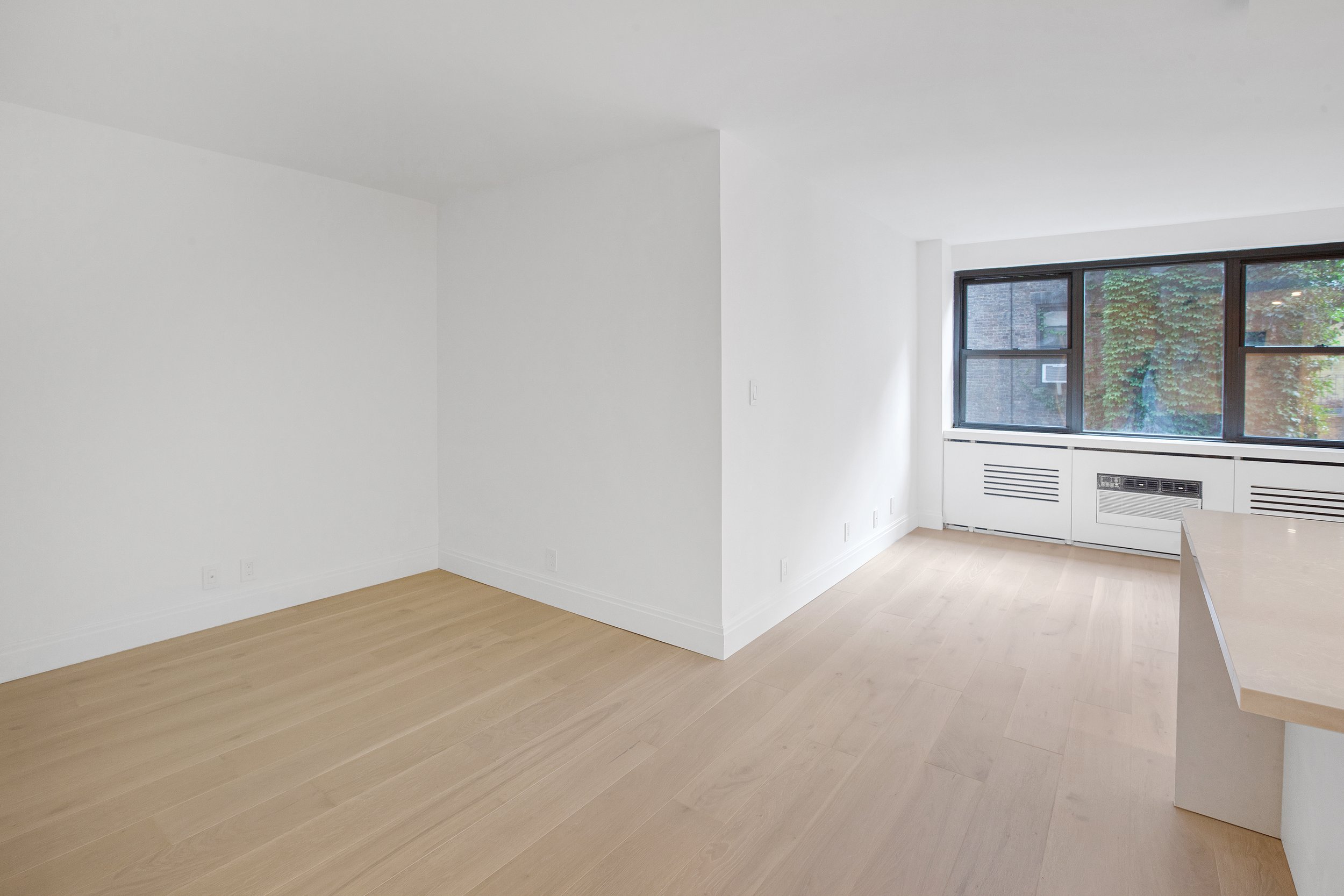 20200715_110e36thst_aa_034-bdrm.jpg