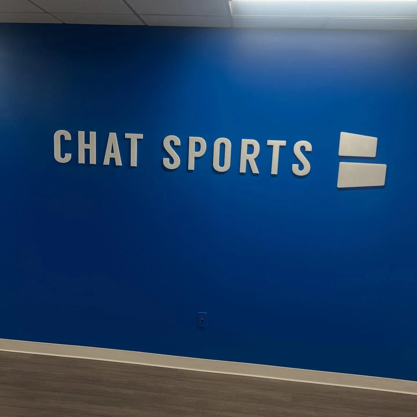 UPDATE: Earlier this month, I completed my coursework for a master&rsquo;s degree in sports journalism through the Jandoli School of communication at Saint Bonaventure University. This week, I started my new career as a junior video producer for Knic