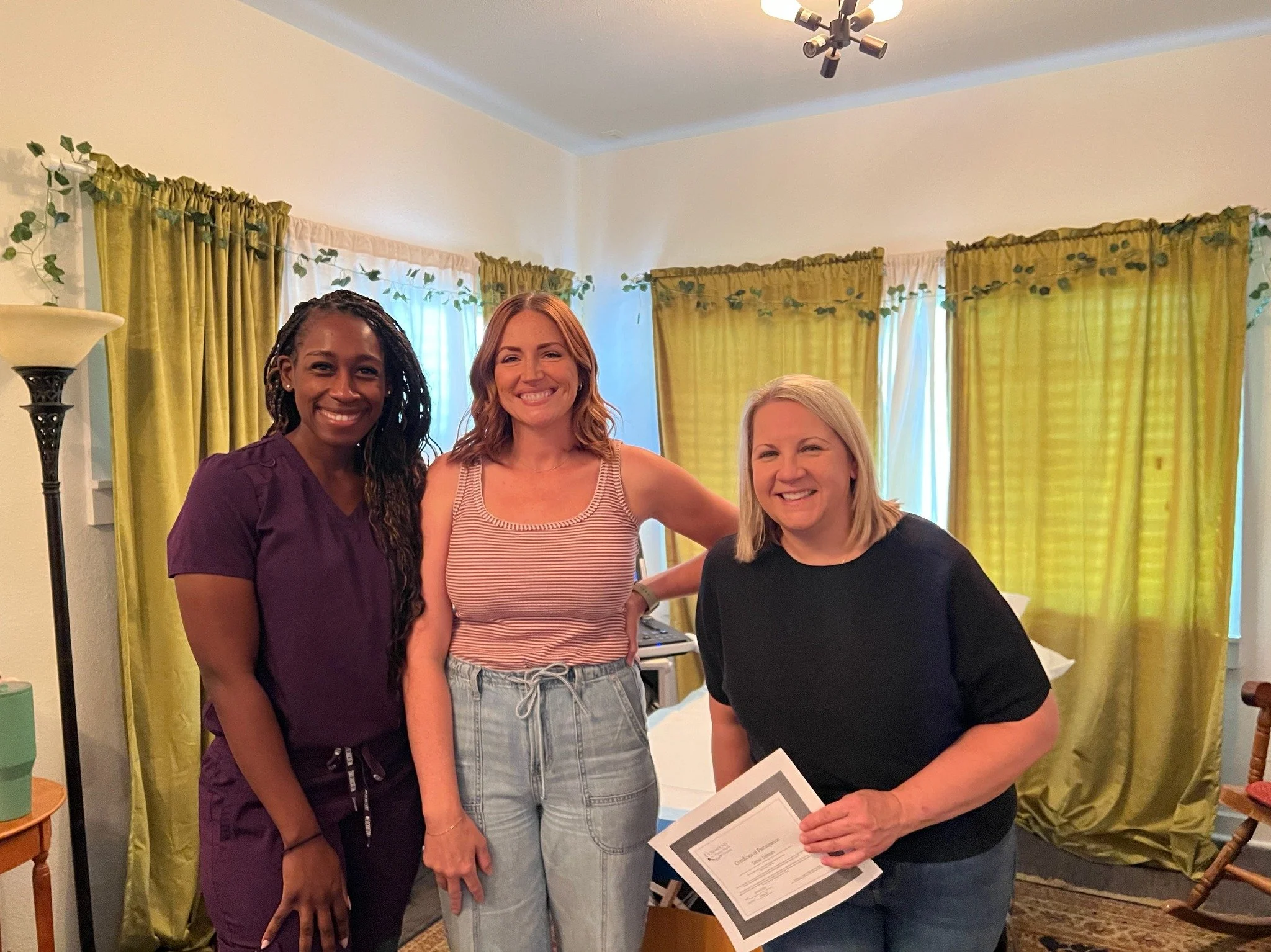 Back in May, Michele Zahn, RDMS taught one of our smaller hands-on scanning events at Tempe Birth Center .

Over four great scanning days, we had the opportunity to work with seven participants. These smaller events are always so much fun because eve