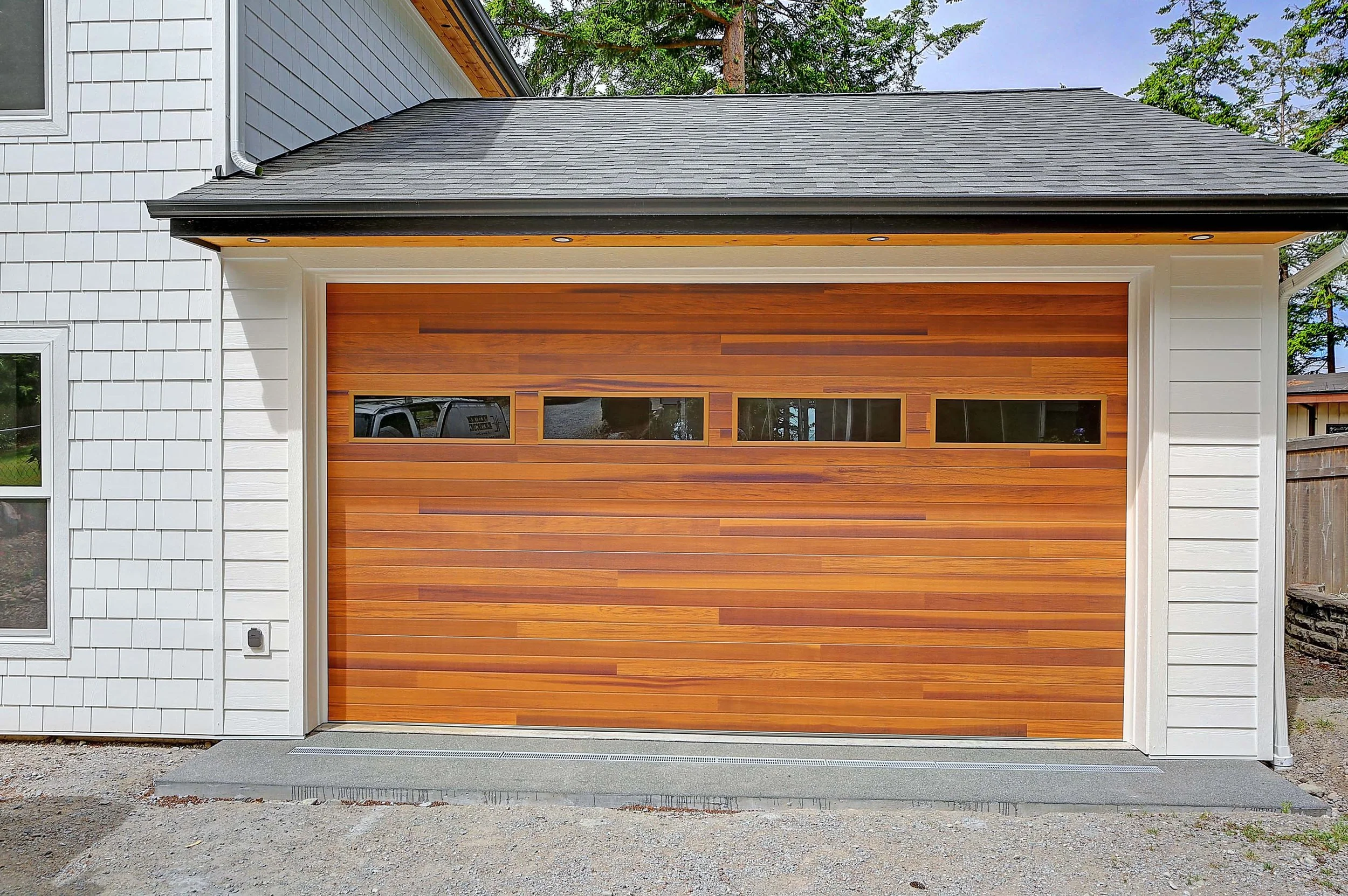 sunset_remodel_exterior_007.jpg