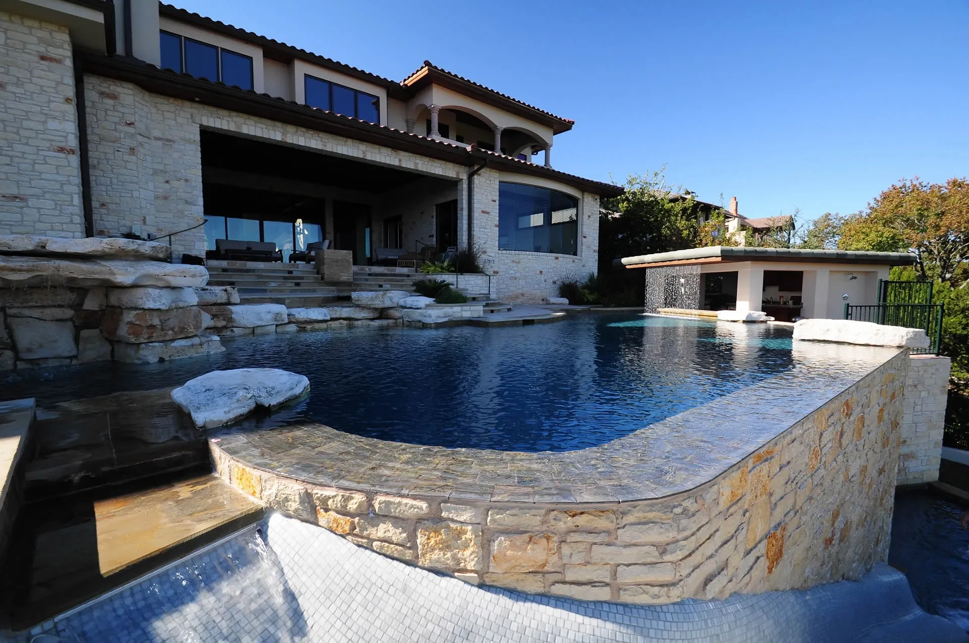 New Year, New Beginnings in Austin, TX: Start Planning Your Dream Pool for Your Family