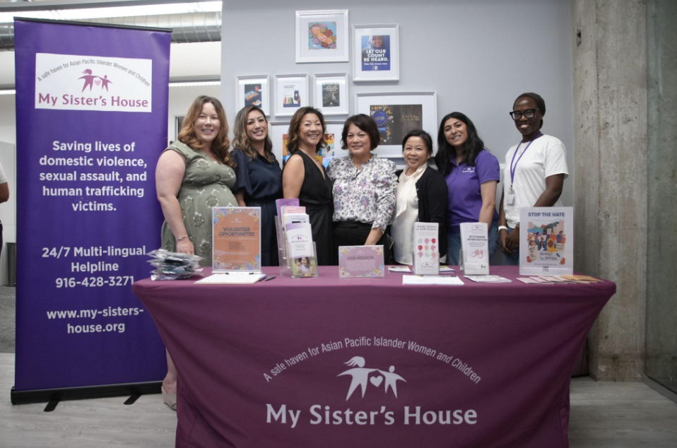 Staff Academy’s Bid &amp; Banter Silent Auction
