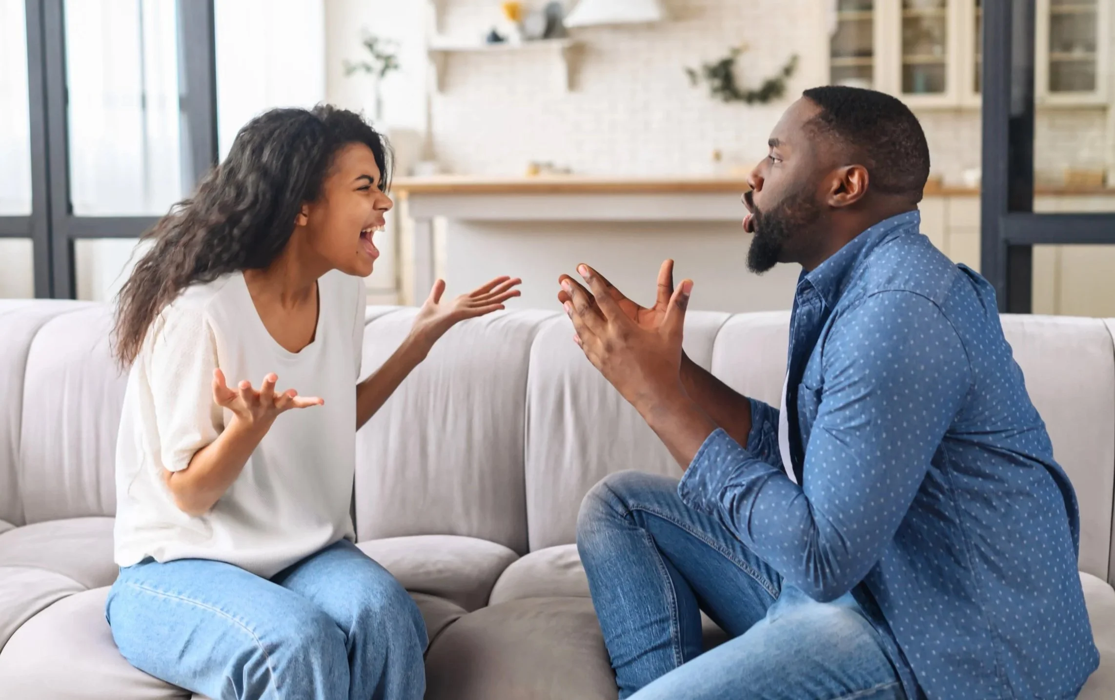 3 Signs Poor Communication Is Damaging Your Relationship