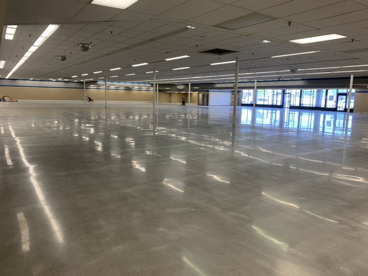 Polished concrete retail floor