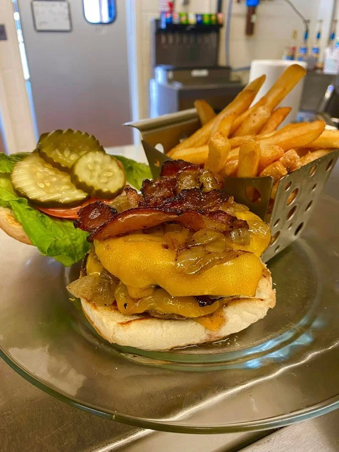 Gourmet-Burgers-at-Mama-McDonough's.jpg