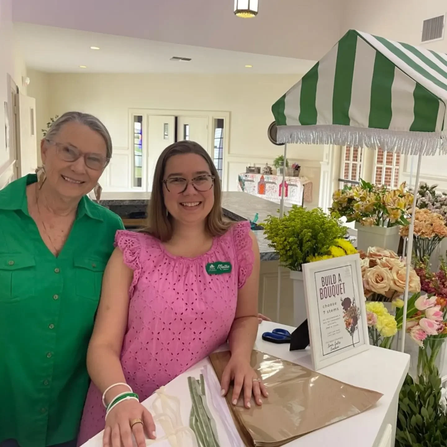 Today we're wishing a very Happy Mother's Day to the mom behind Stem Studio! 

From the very beginning of this venture, my mom has been the biggest support. She was the one who brought home the original cart. She worked with @fishingnanad to sew the 