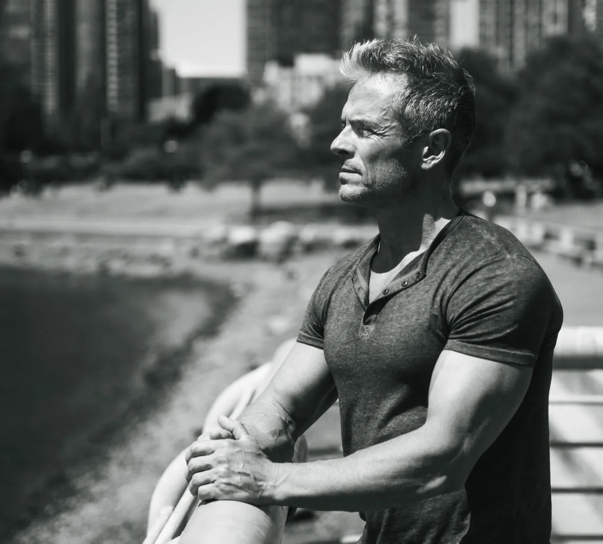 Zero Day Advice: Starting Your Fitness Journey

Embarking on a new fitness journey can be daunting. You&rsquo;re not just facing future challenges but also confronting past mistakes. 

What if you had clear guidance from someone who&rsquo;s been ther