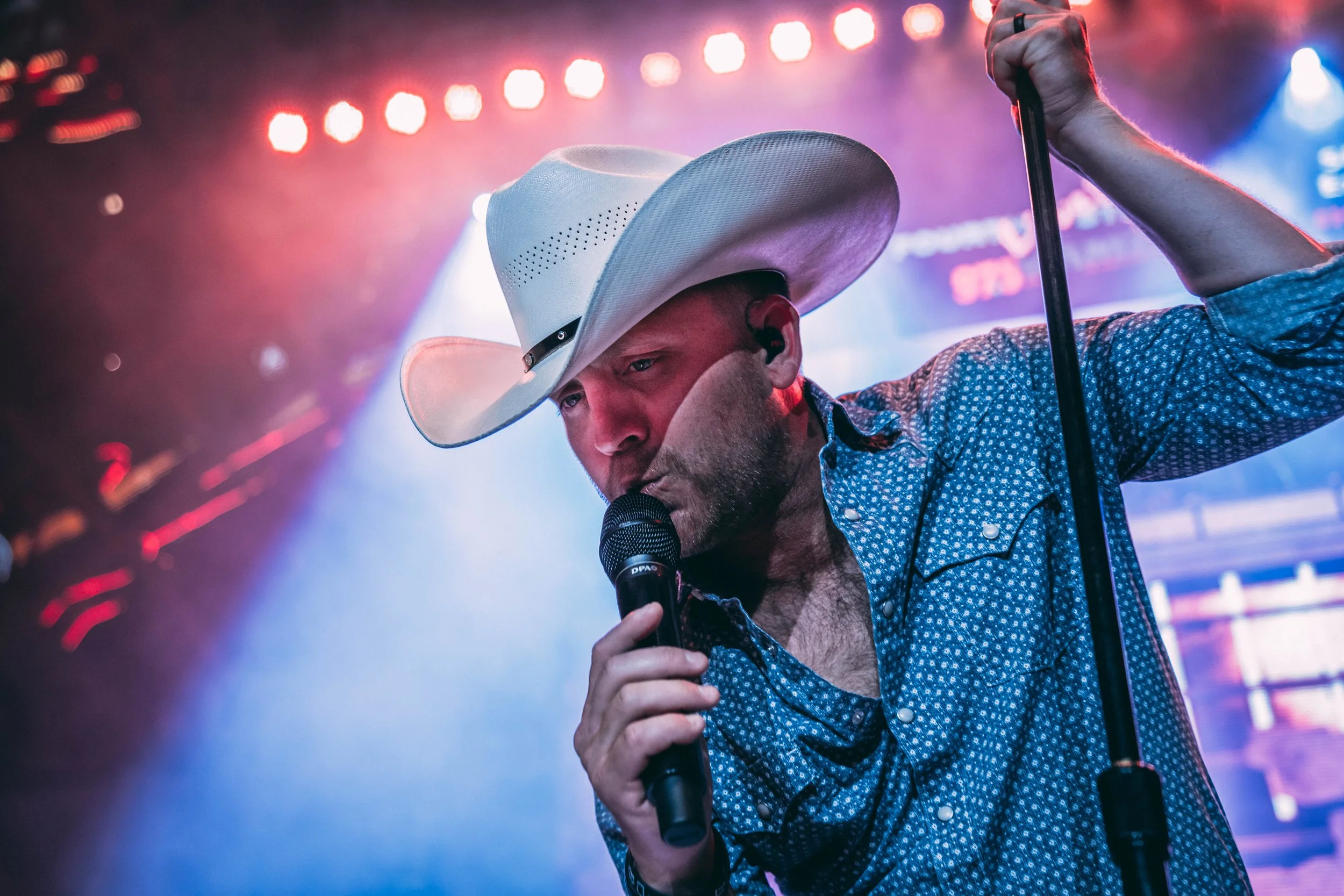 JustinMoore-12 copy.jpg