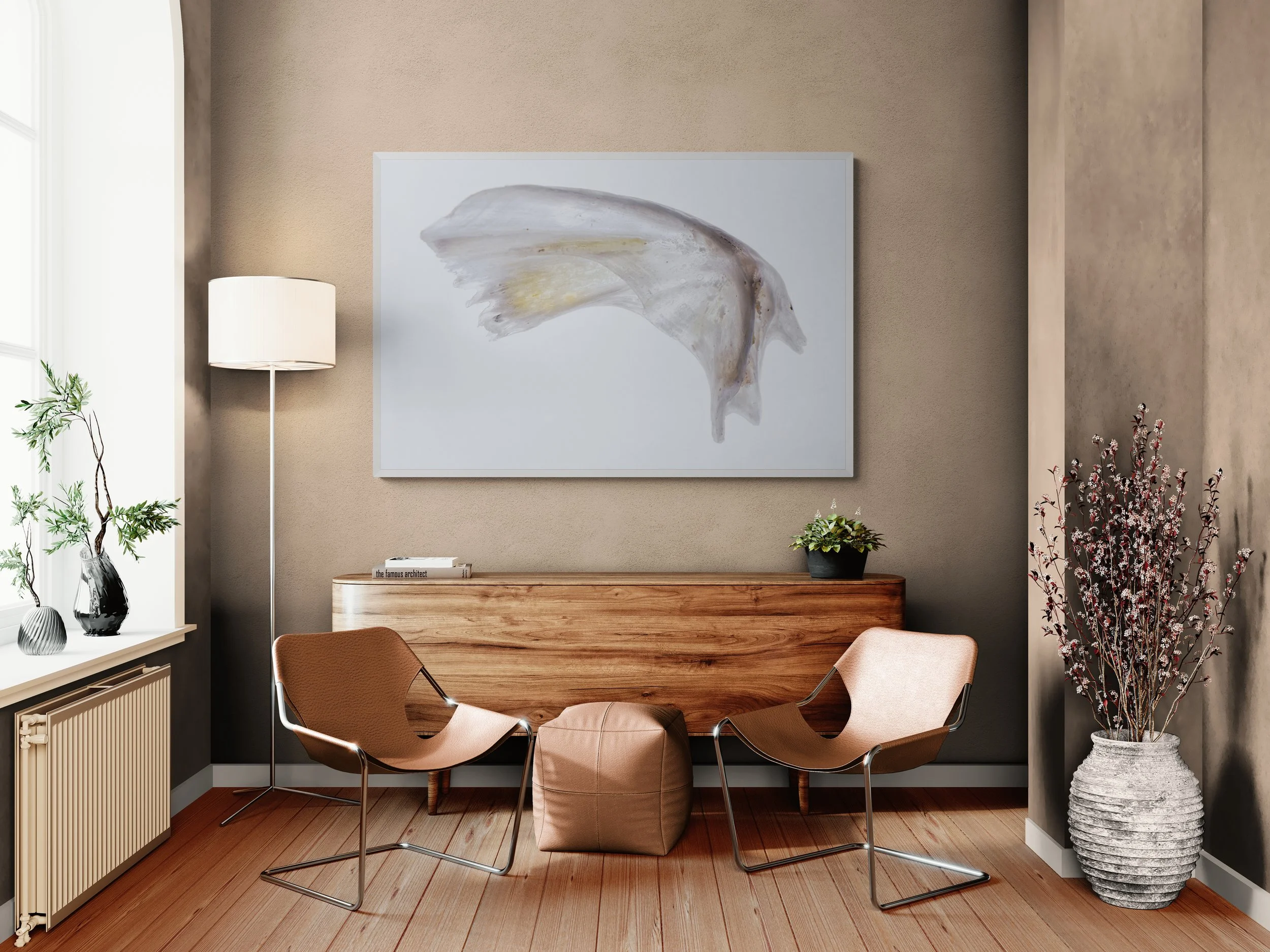 living-area-with-chrome-and-leather-chairs.jpg