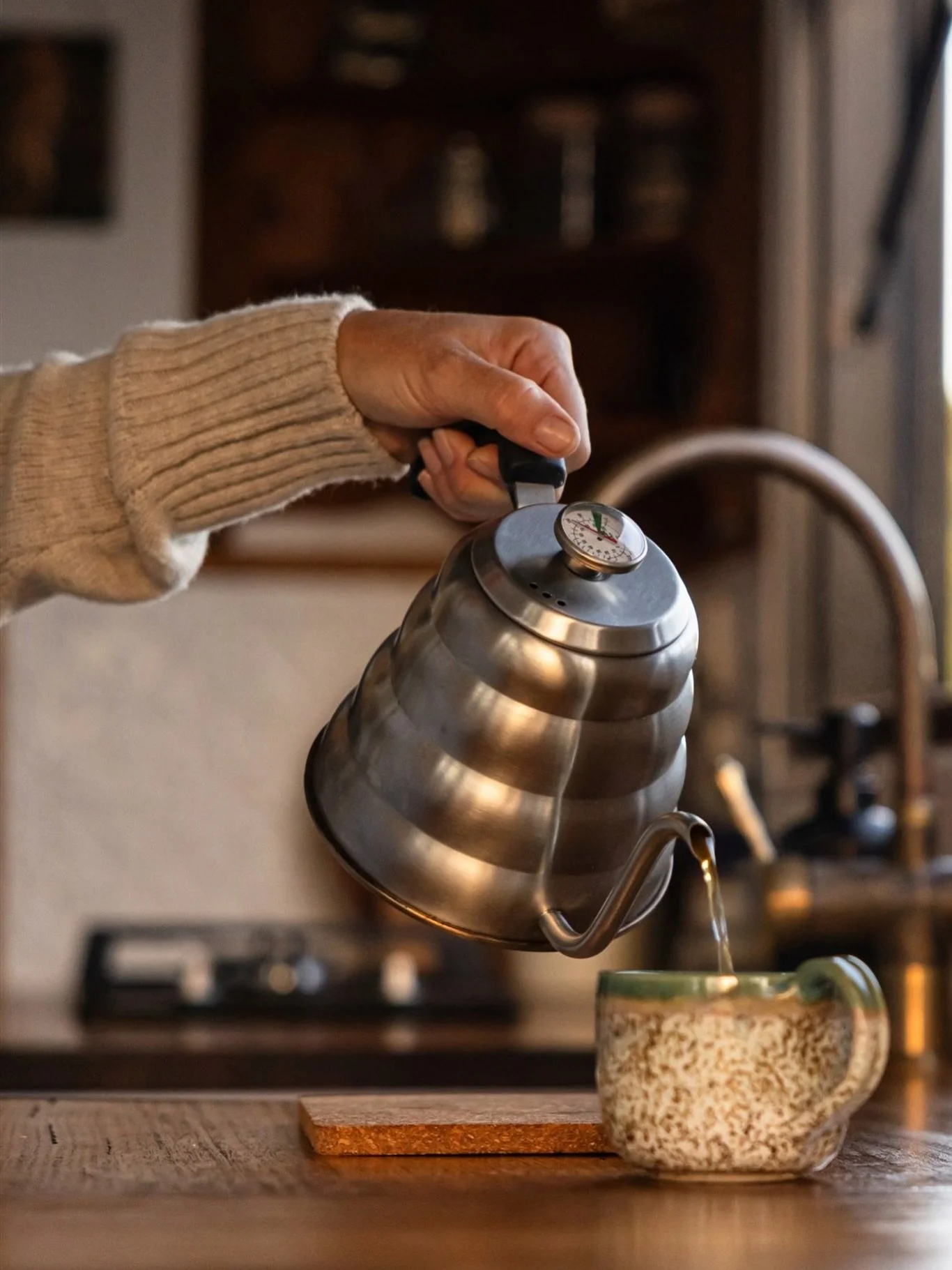 Morning scenes @folktalesrest ✨

Photographing beautiful stays, for me, is about being led by the light and the way it shifts between spaces, following the mood and allowing its story unfold.