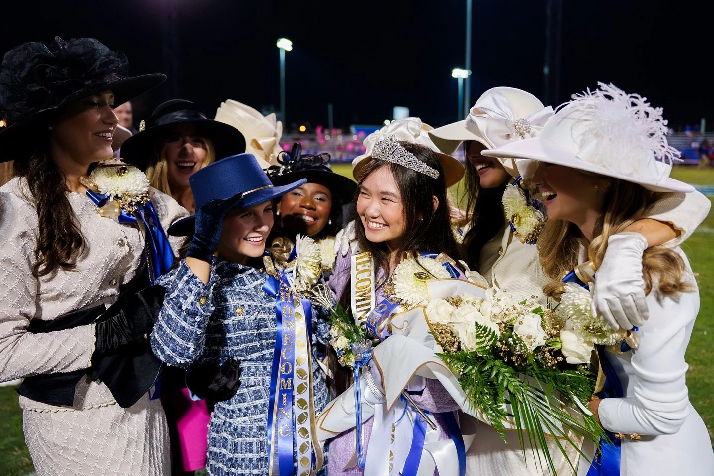 Vandebilt Catholic 2025 Homecoming Queen Presentation 👑
.
.
.
.
.
www.chasemazurphotography.com