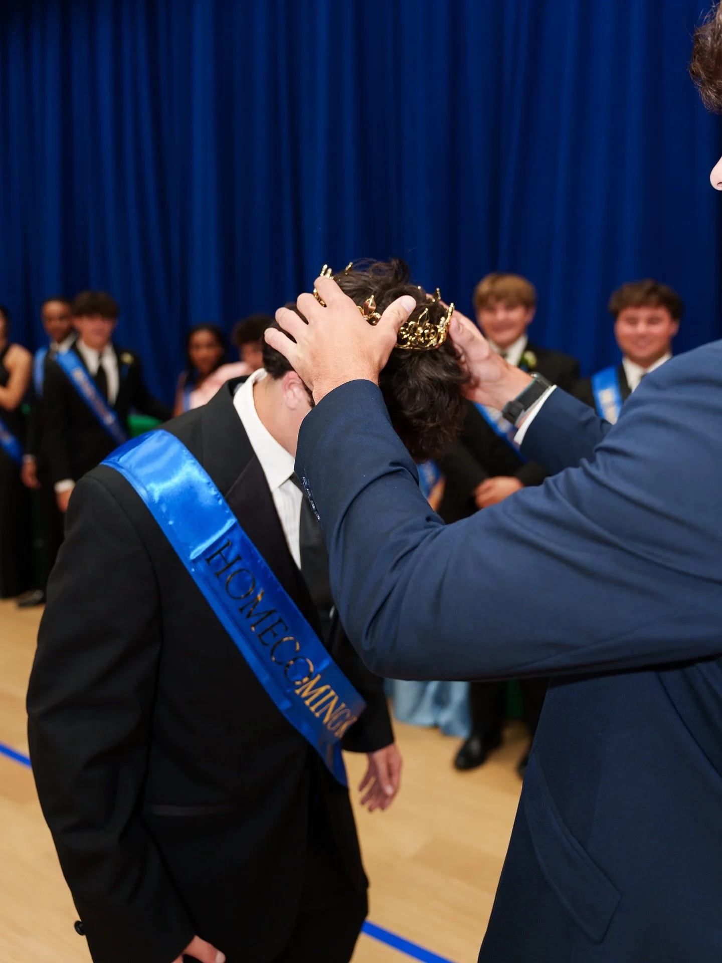 Your Vandebilt Catholic 2025 Homecoming King&hellip;. Jacob Breerwood! 🤴🏈 @jacob.breerwood 

Big congratulations to all those on this year&rsquo;s homecoming court! 
.
.
.
.
www.chasemazurphotography.com