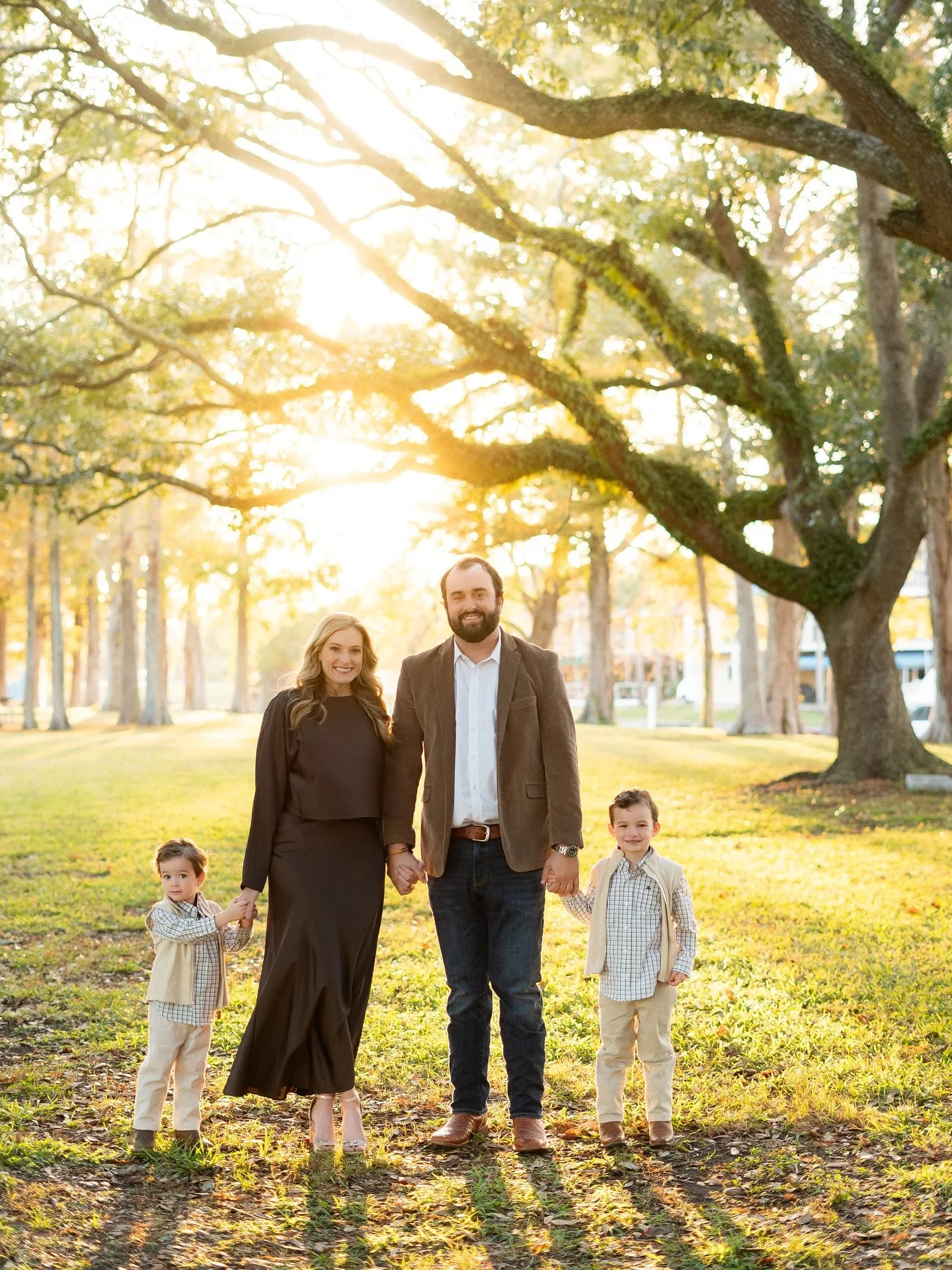 The Marmande Family 
.
.
.

www.chasemazurphotography.com 

#family #familyportraits #familypictures #photographer #teenphotographer  #photography #southla #southlouisiana  #louisiana  #louisianaphotographer #portraits #portraitphotography #portraitp