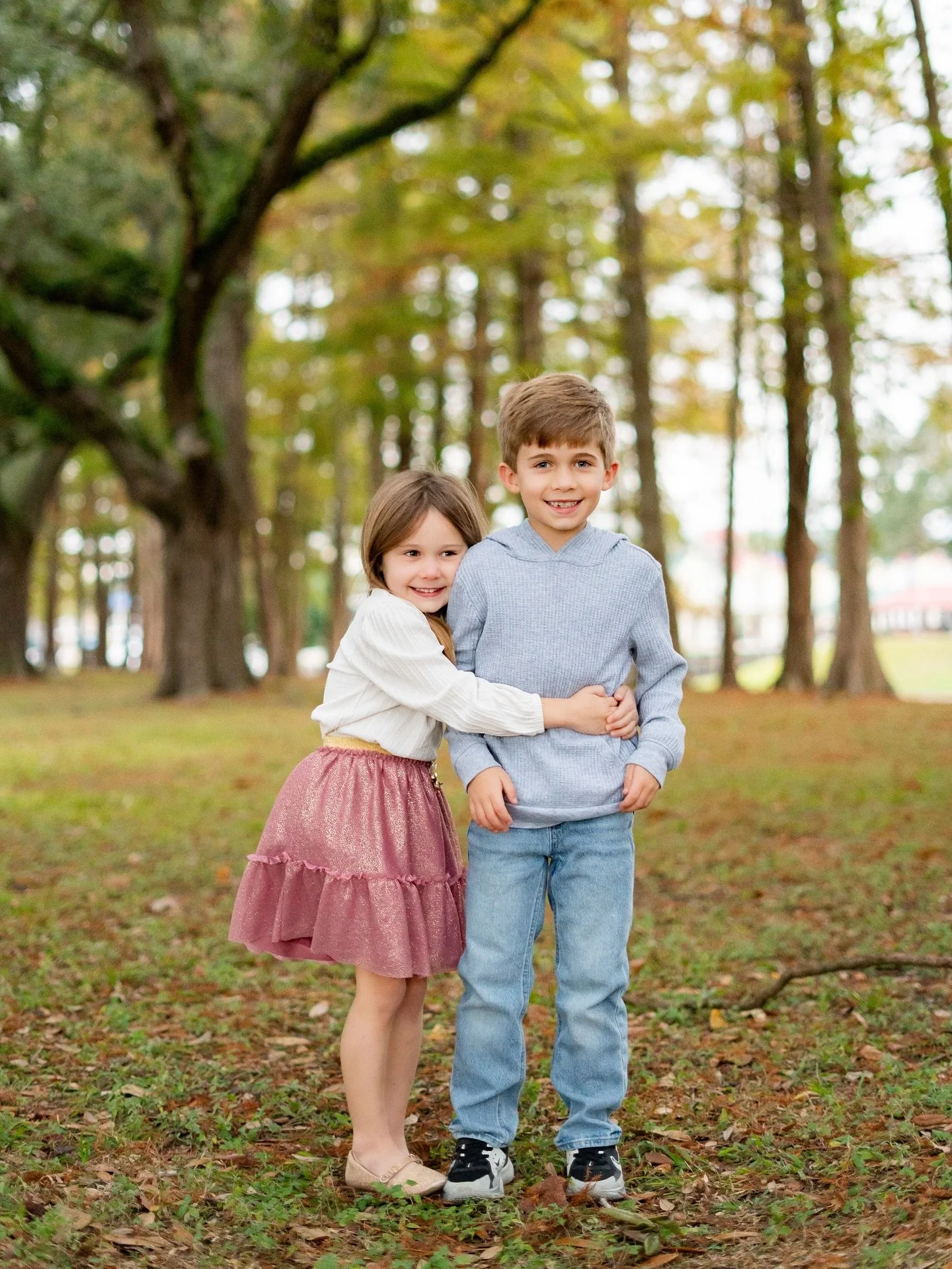 The Rogers Family 
.
.
.

www.chasemazurphotography.com 

#family #familyportraits #familypictures #photographer #teenphotographer  #photography #southla #southlouisiana  #louisiana  #louisianaphotographer #portraits #portraitphotography #portraitpho