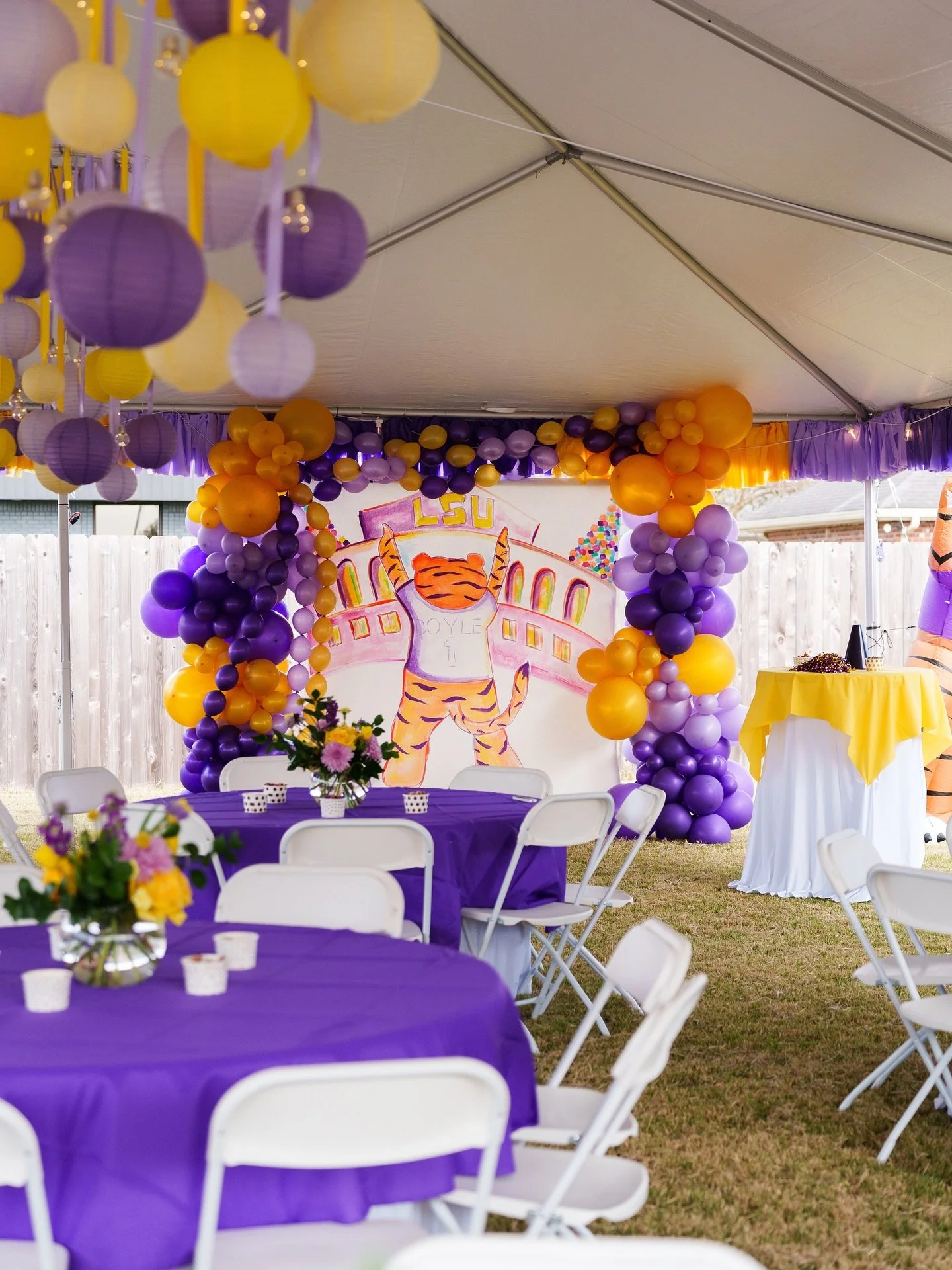 Max &amp; Sydney&rsquo;s LSU Tailgate Engagement Party 🐯🤍
.
.
.
.
www.chasemazurphotography.com