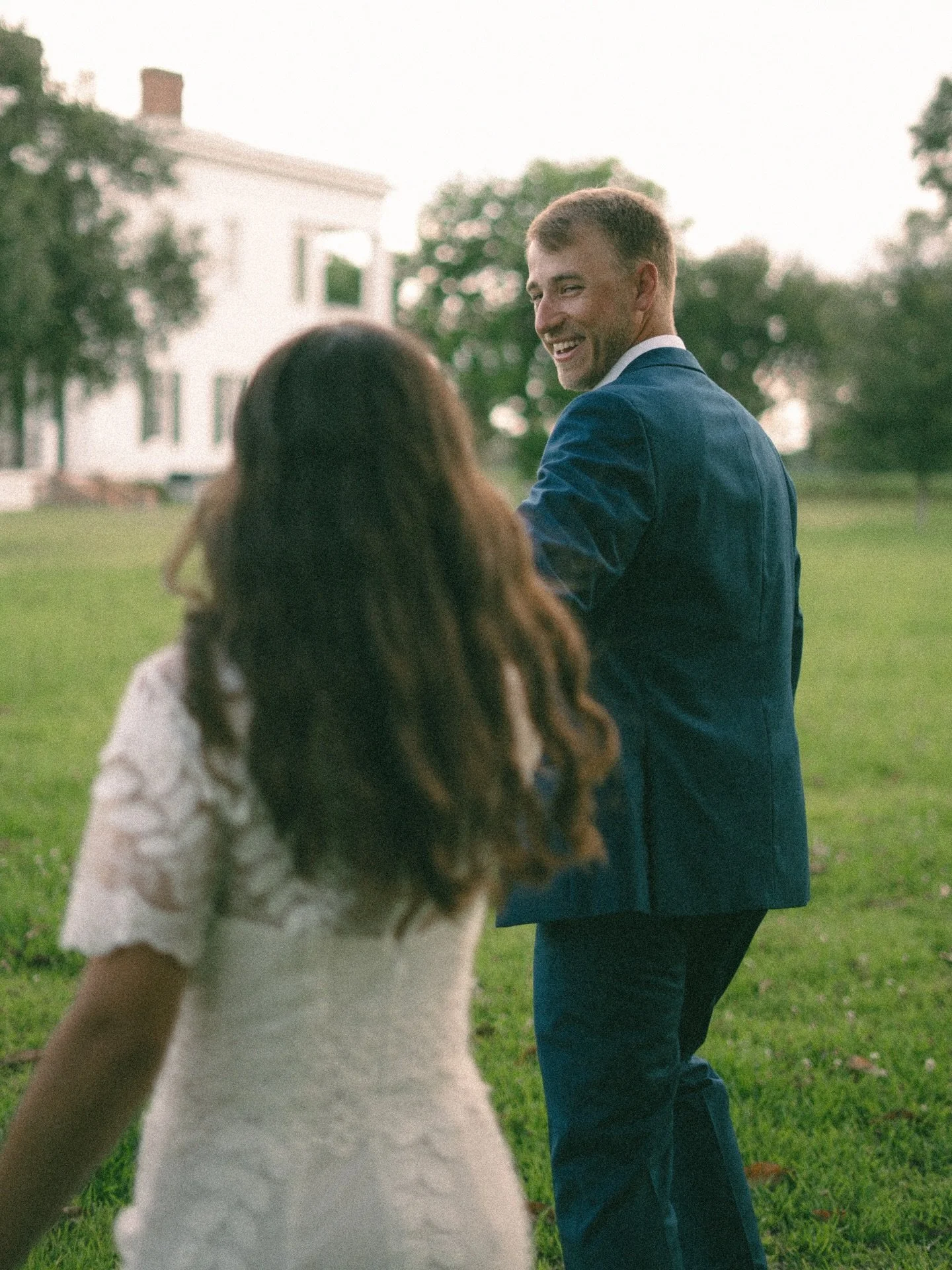 The Future Weavers 🤍
.
.
.

www.chasemazurphotography.com 

#engagement #photographer #explore #chasemazurphotography #portraitphotographer