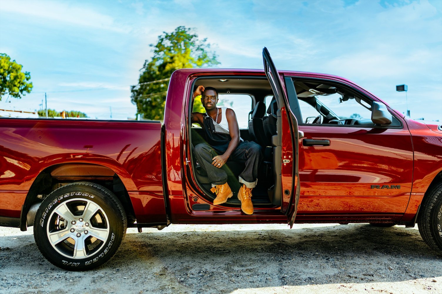 Lanre Singer Songwriter