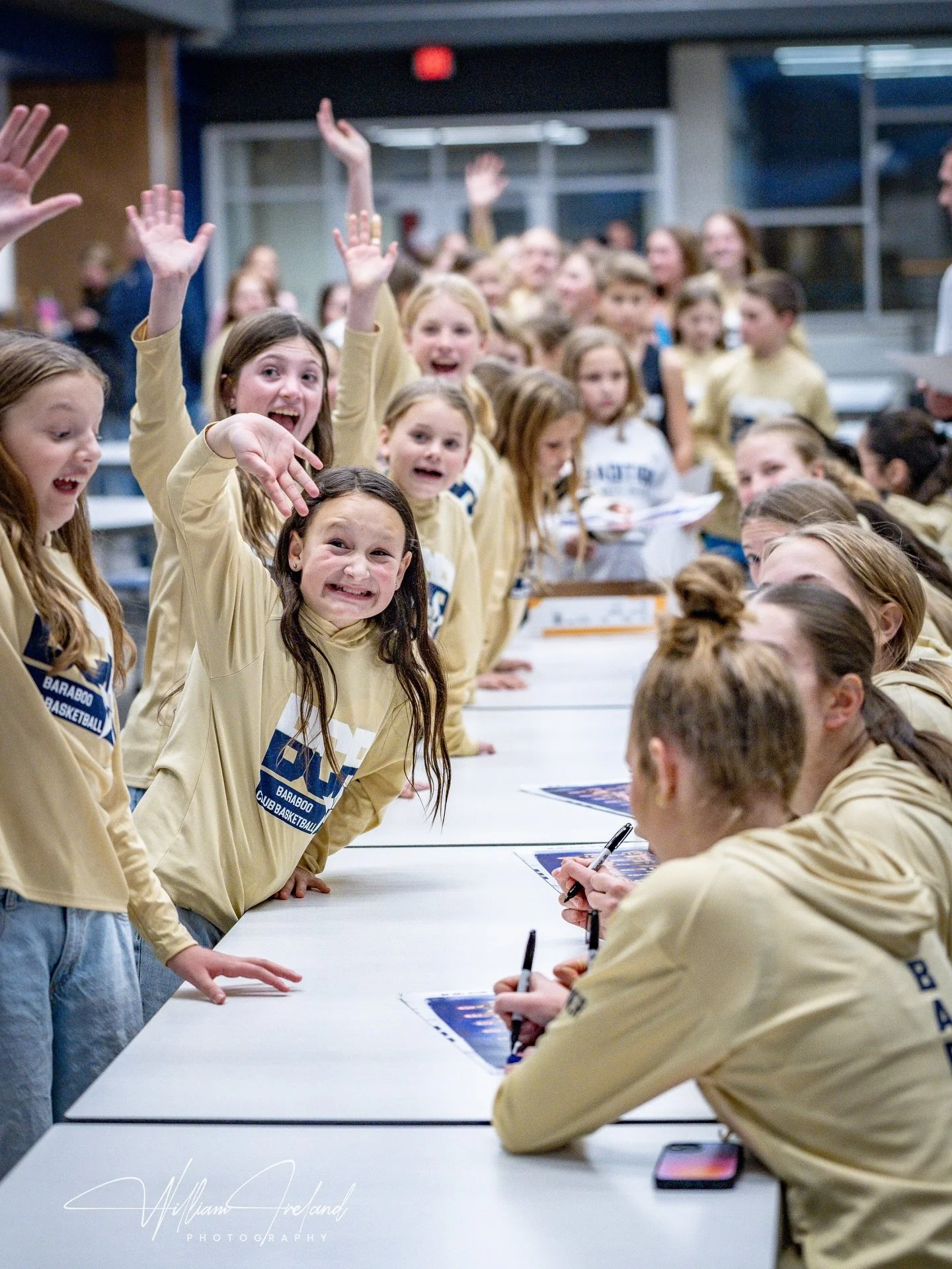 Youth night at the Lady Thunderbirds game last night! Check out some sneak peeks and don&rsquo;t forget to go all the way to the last photo! You won&rsquo;t be disappointed 😂🥑 

Hit the link to see all the action! https://williamirelandphotography1
