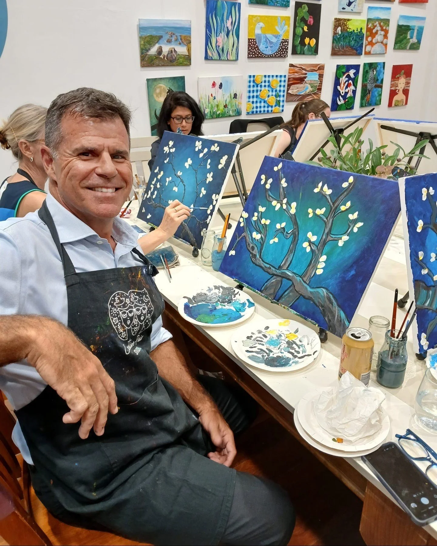 Midweek plans = sorted 🍷🎨 Swap the usual night out for something a little more creative... and a lot more fun.

Bring your favourite drink and we&rsquo;ll guide you step by step to create your own masterpiece.

Book your Paint &amp; Sip now, seats 