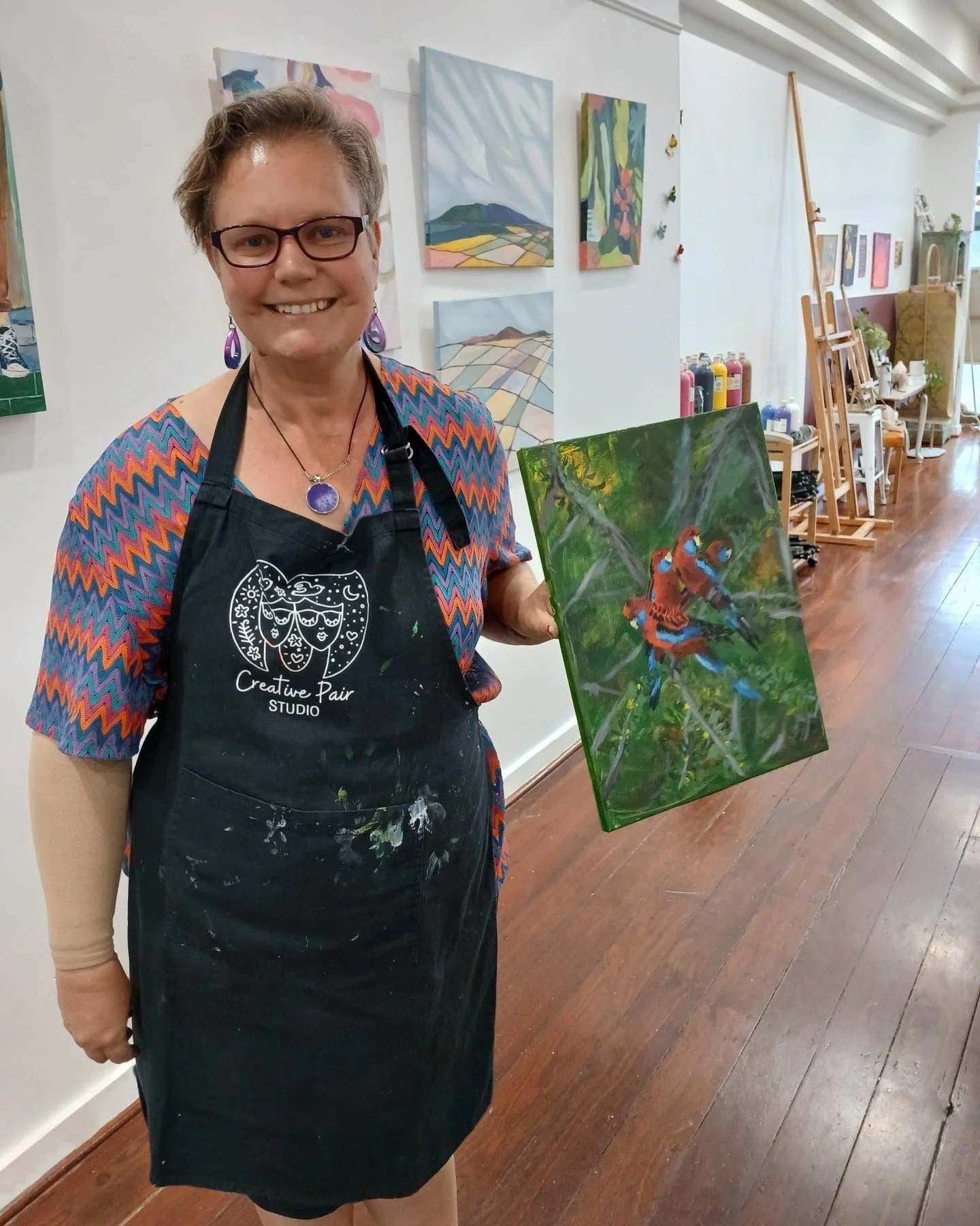 Our day art classes aren&rsquo;t just about painting, they&rsquo;re about you 🧑&zwj;🎨 🎨

Switch off from the noise and support your mental wellbeing.

Practice mindfulness through creativity 🌿 Book a painting class! Link in bio.

#creativepairstu