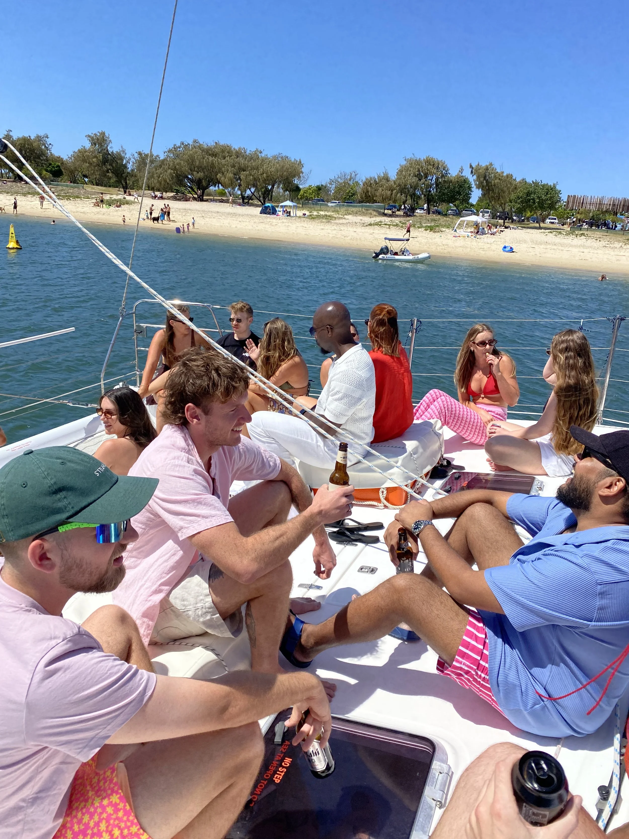 Party boat hire on the Gold Coast: What to know before you book