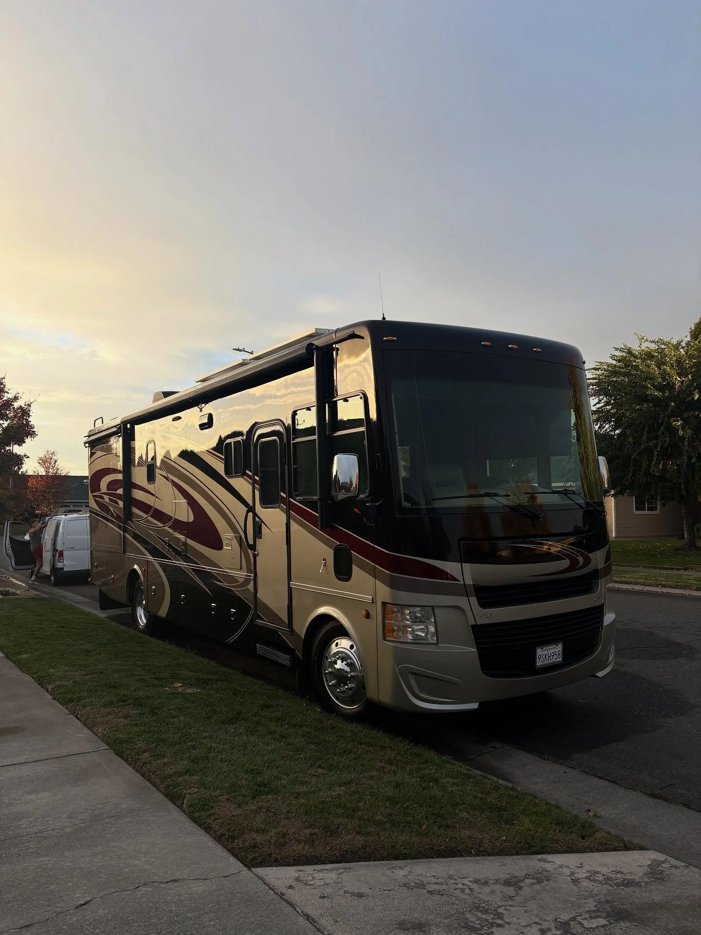 Exterior Wash and Wax - For RV Detailing, check out vincesautodetailing.com or call/text (530) 433-9723

Chico + Surrounding Areas