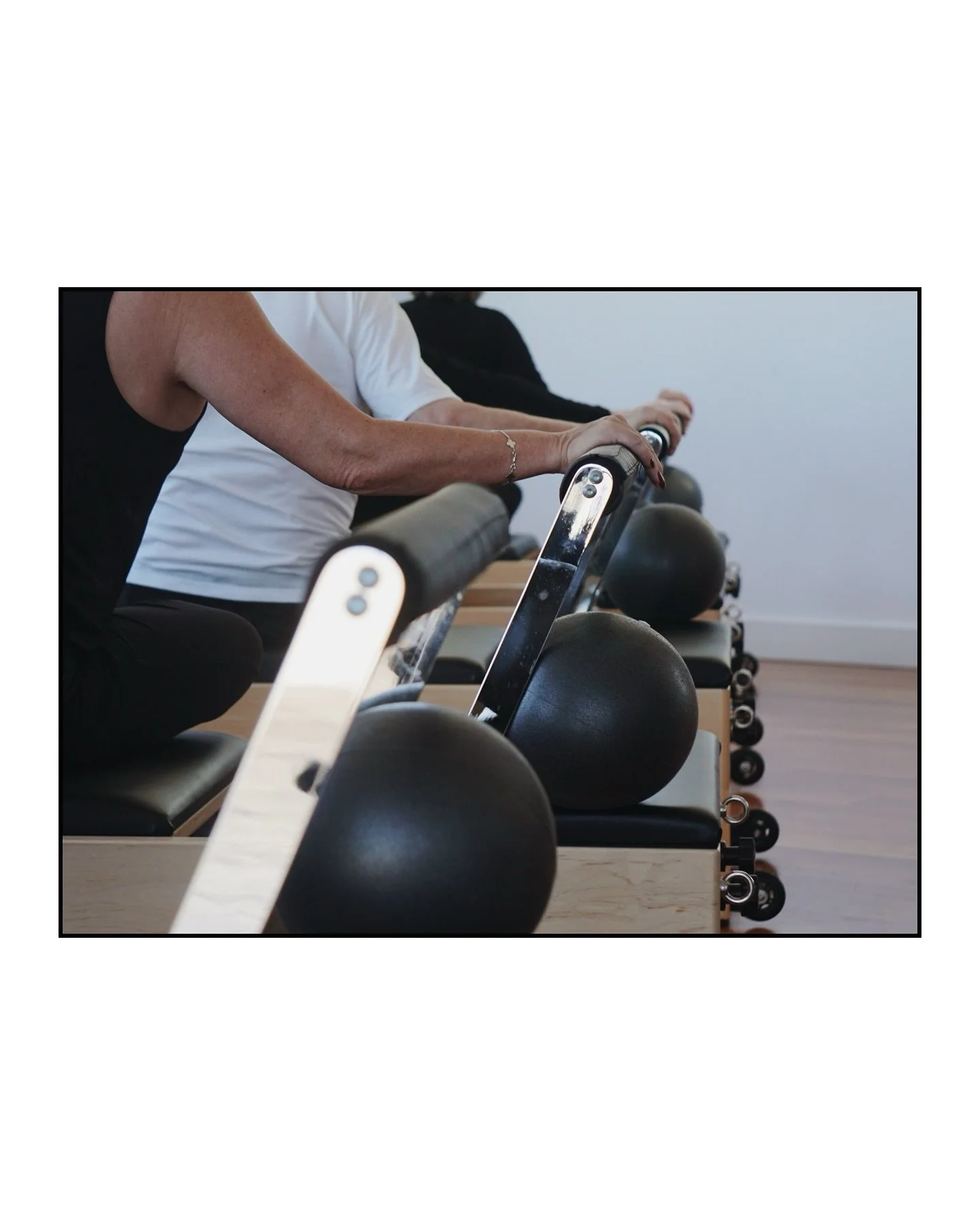 ⸻
Our beautiful lakeside studio at 8 Fleischer St, Paynesville 🌿
Light-filled, modern, and home to 5 premium @pilateshealthequipment reformers.
We offer a personalised, holistic approach to movement — from rehab and recovery to strength, fle