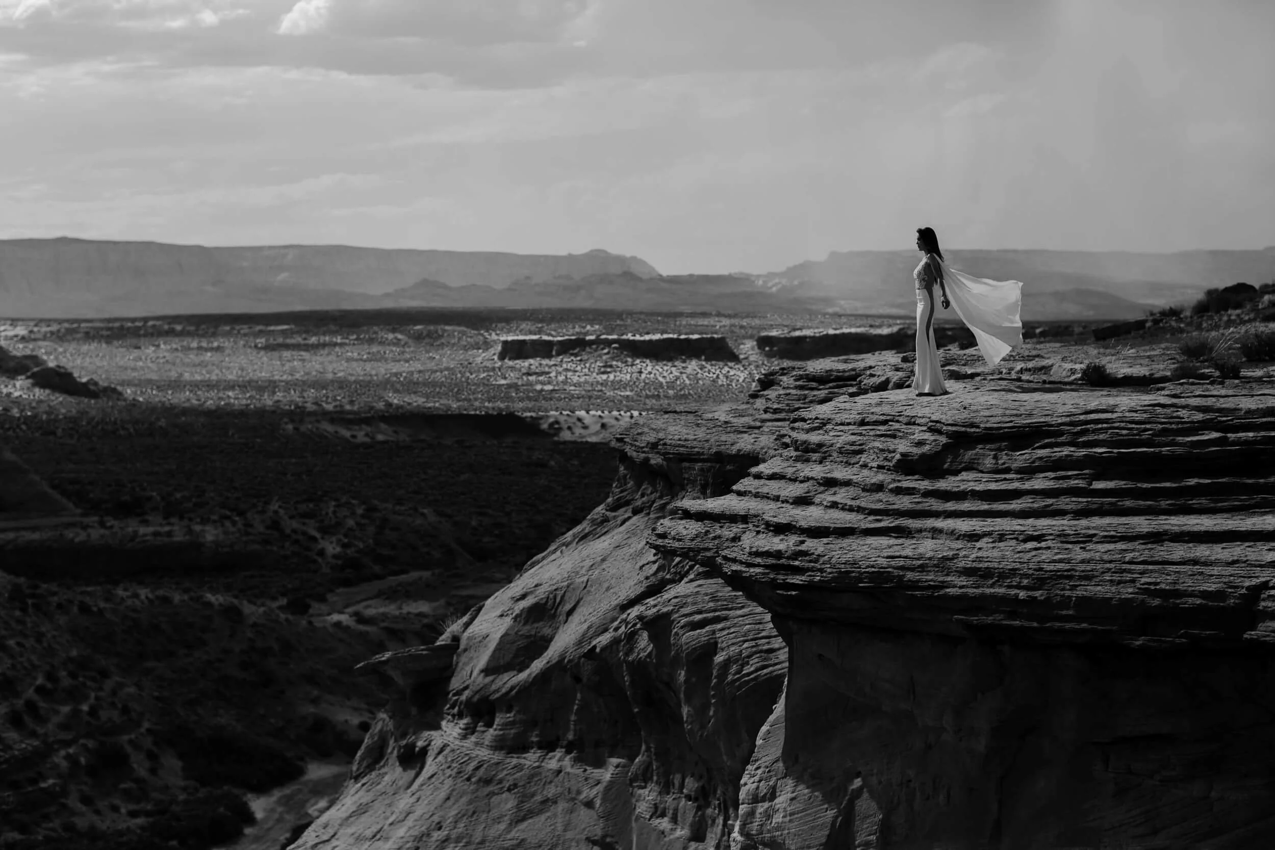 Desert_editorial_wedding_ZuzannaWeddings.jpg