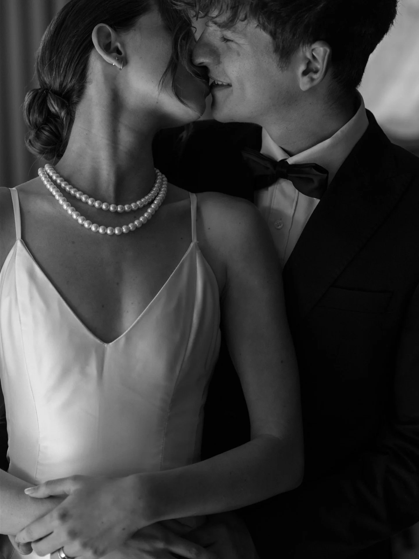 lovers at a french chateau

.
.
.
#francewedding #destinationweddingphotographer #destinationwedding
#parisweddingphotographer #chateauwedding #europeweddingphotographer
#editorialweddingphotographer #franceweddingphotographer #editorialwedding #fren