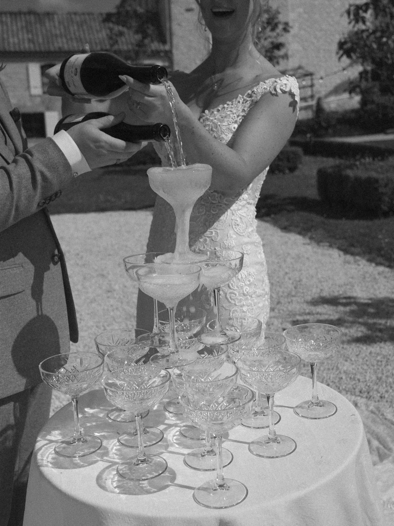 French countryside ch&acirc;teau cocktail hour ✨ 

The essentials: chic champagne tower, vibrant atmosphere, warm rays dancing on your skin, the coolness of champagne bubbles 🫧 and the genuine excitement lingering in the air before dinner begins.

@