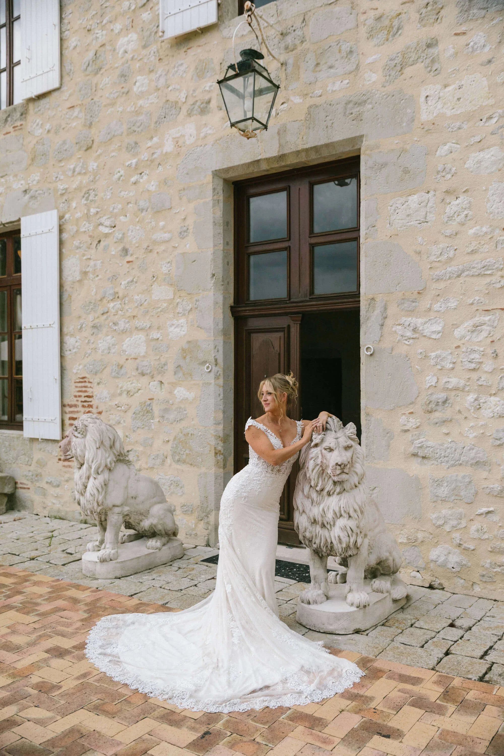 French_Chateau_Paris_wedding_ZuzannaWeddings.jpg