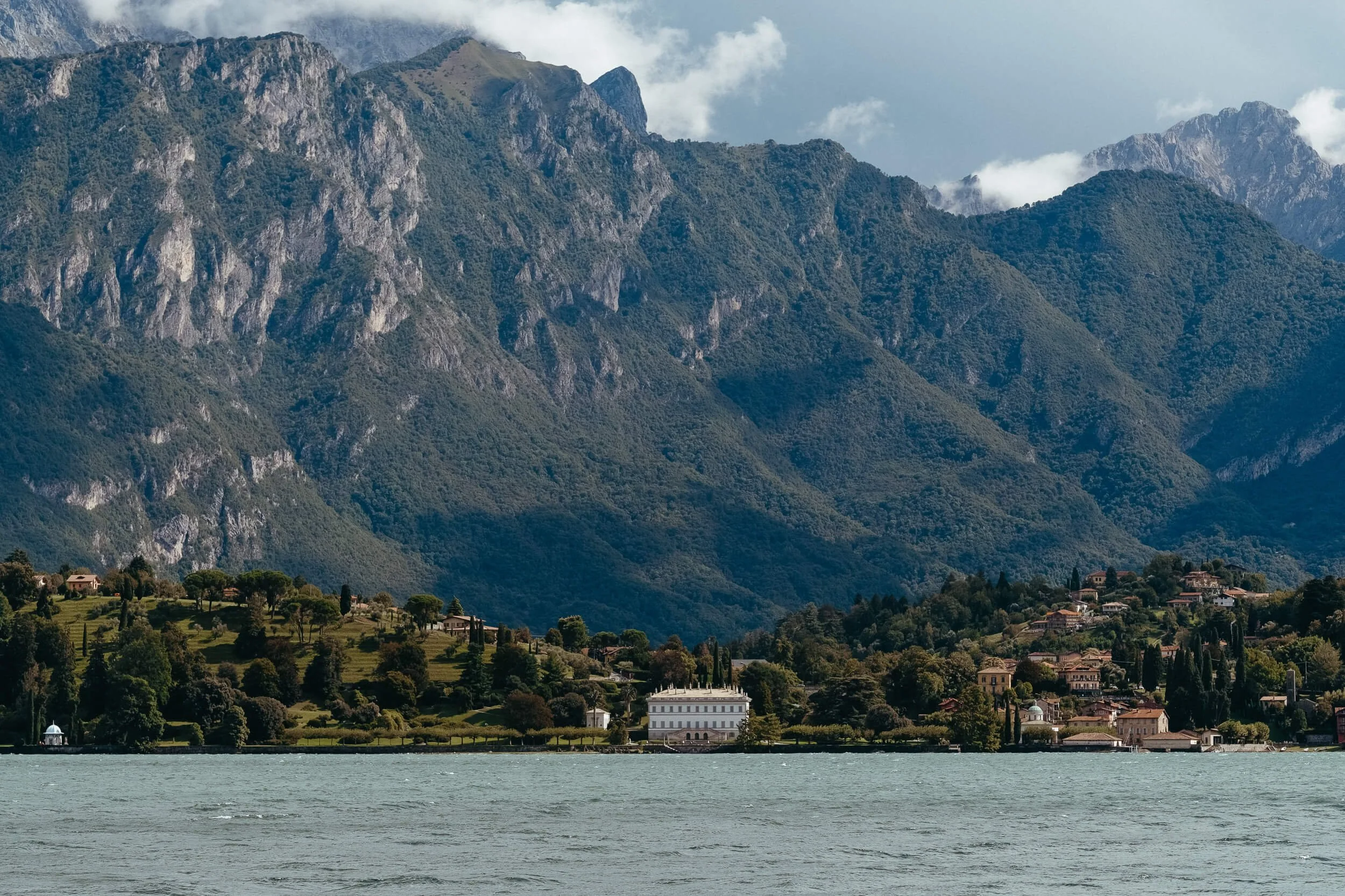 Villa_Melzi_view_Lake_Como_ZuzannaWeddings_lakecomophotographer.jpg
