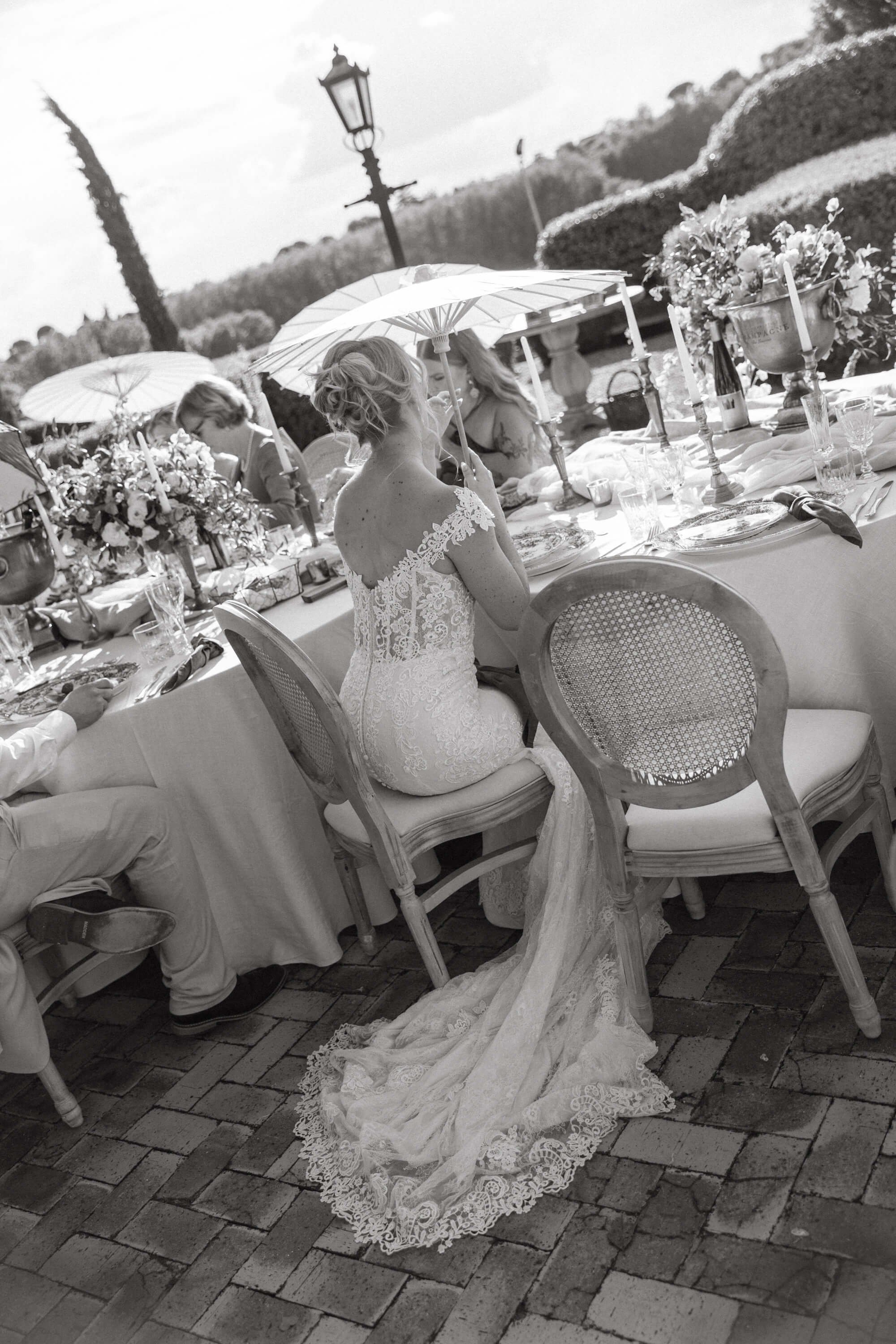 Chateau_wedding_weddingphotographerFrance_ZuzannaWeddings.jpg