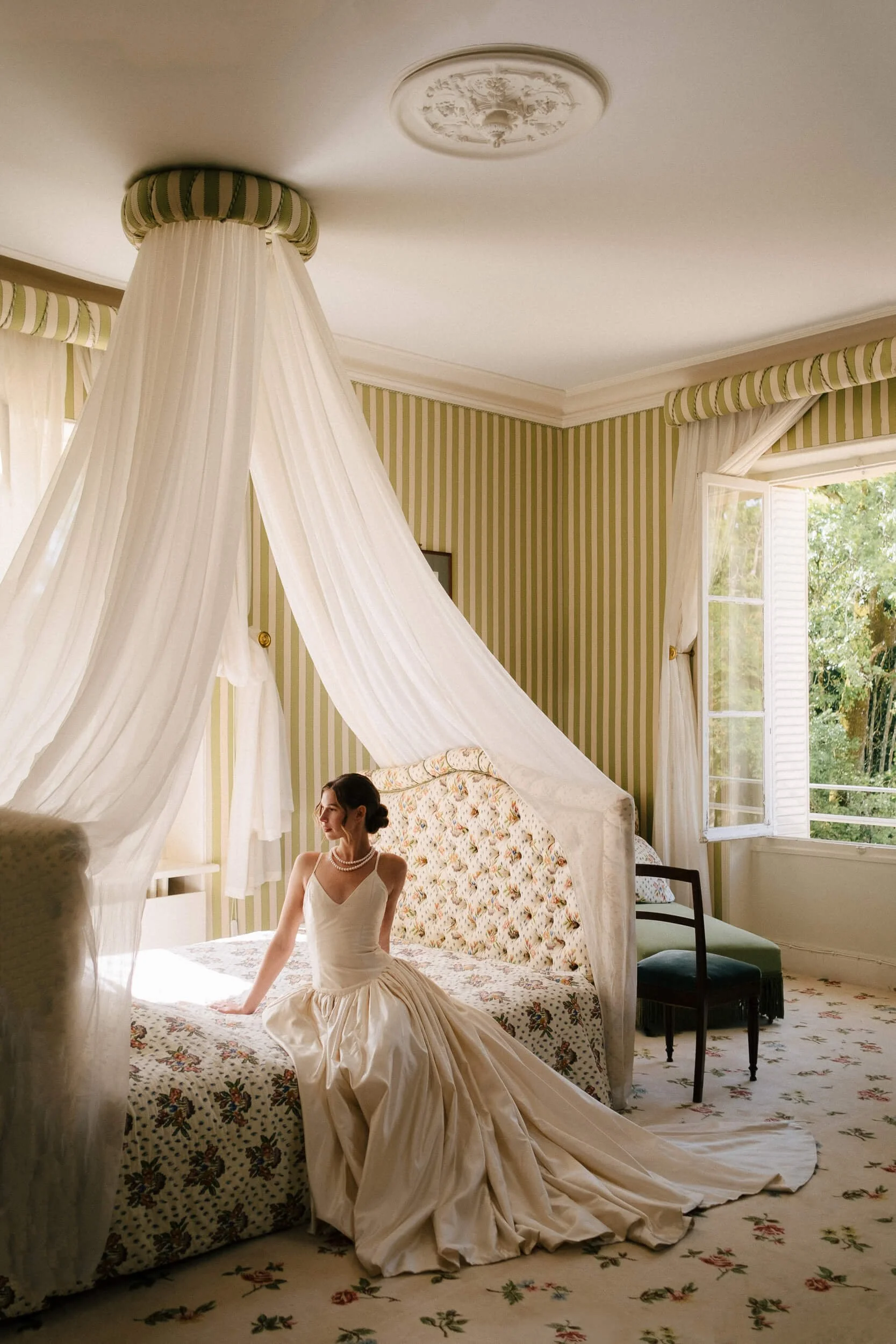 Chateau_wedding_weddingphotographerFrance_ZuzannaWeddings4.jpg