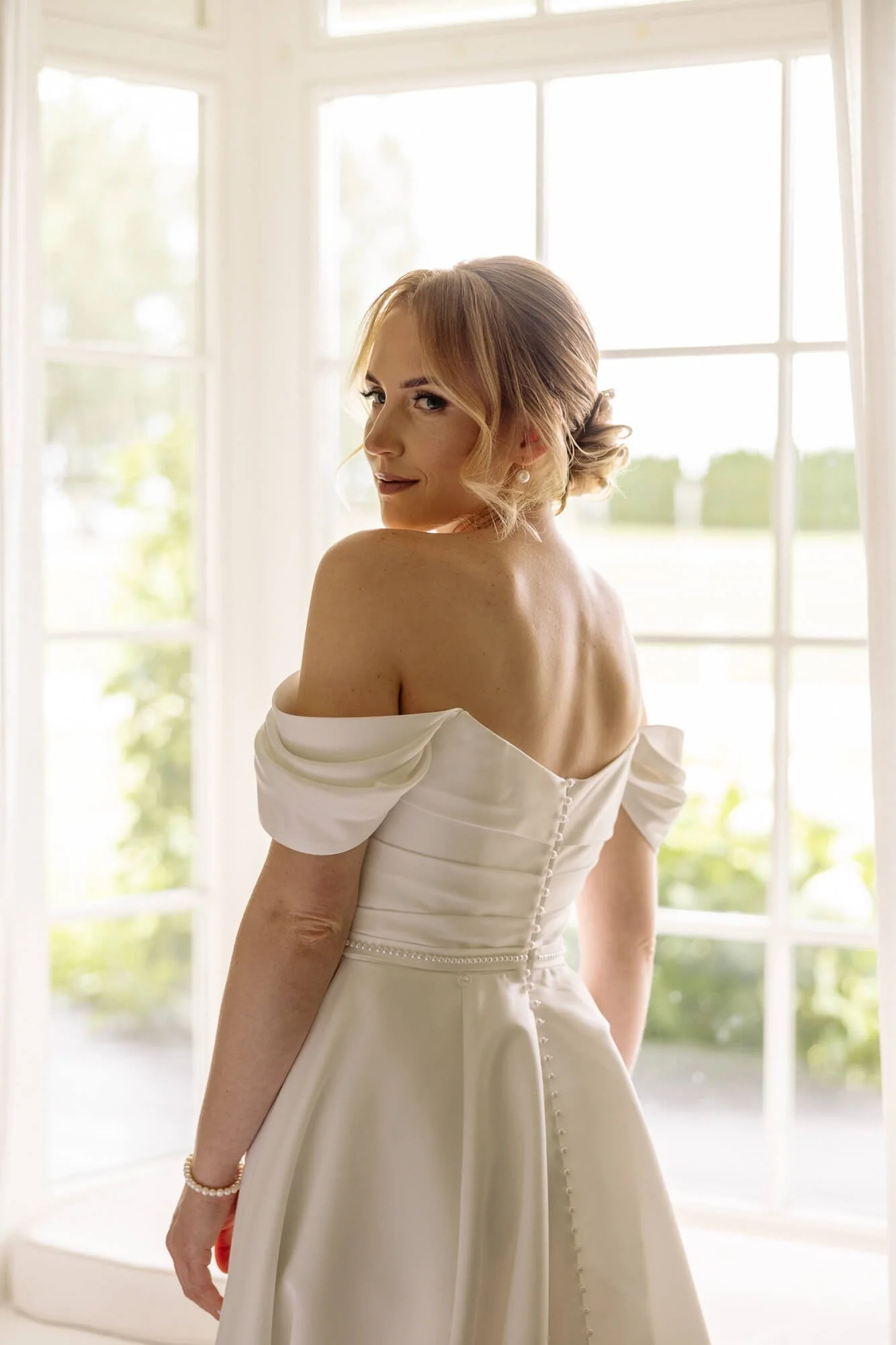 Luxury_lakecomo_wedding_bride_weddingphotographer_ZuzannaWeddings7.jpg