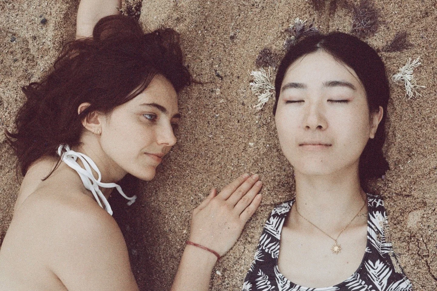 Will you bury me?
@tomomi7664 
@nidakira