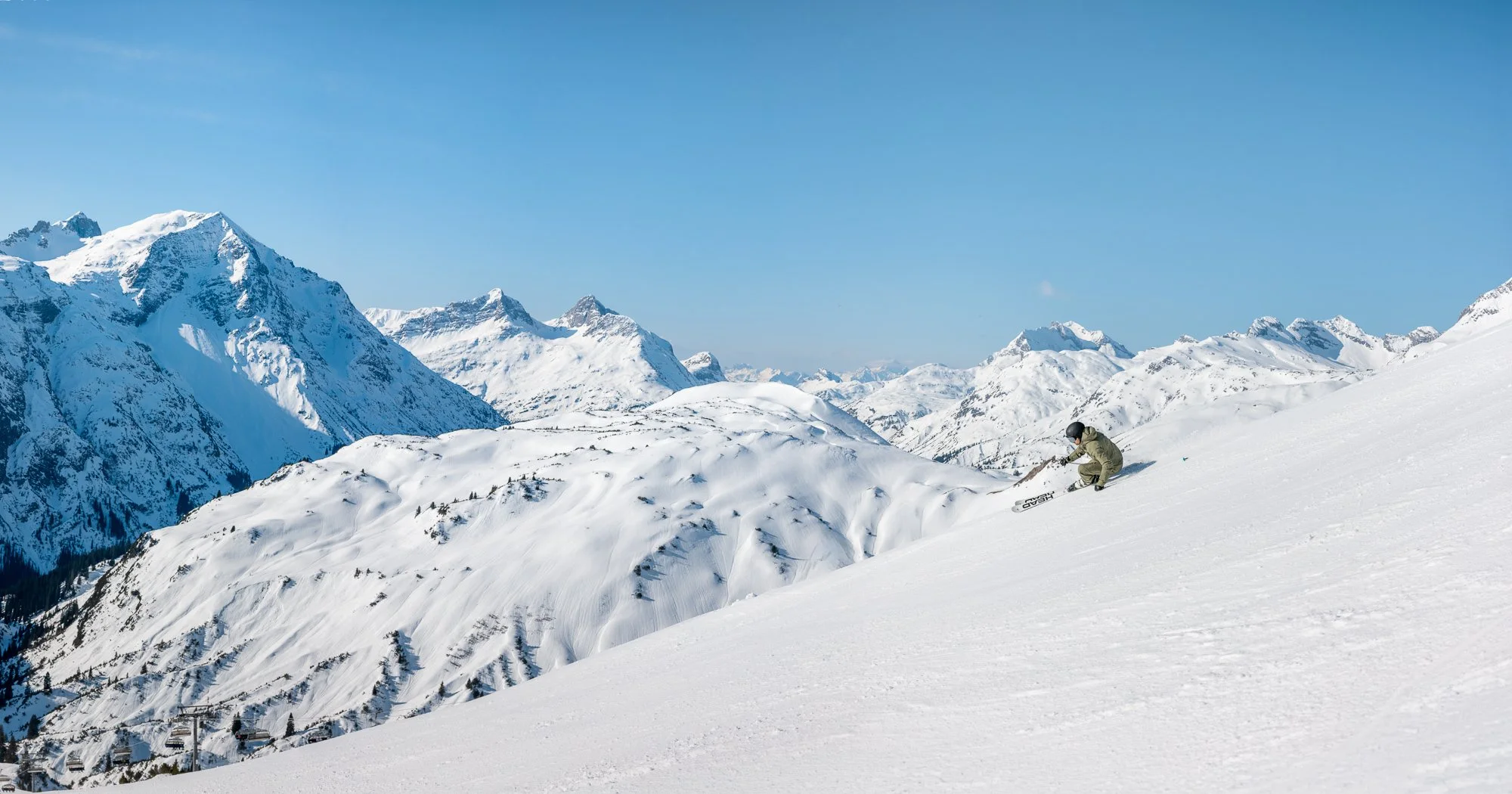 #203 Lech Skiing