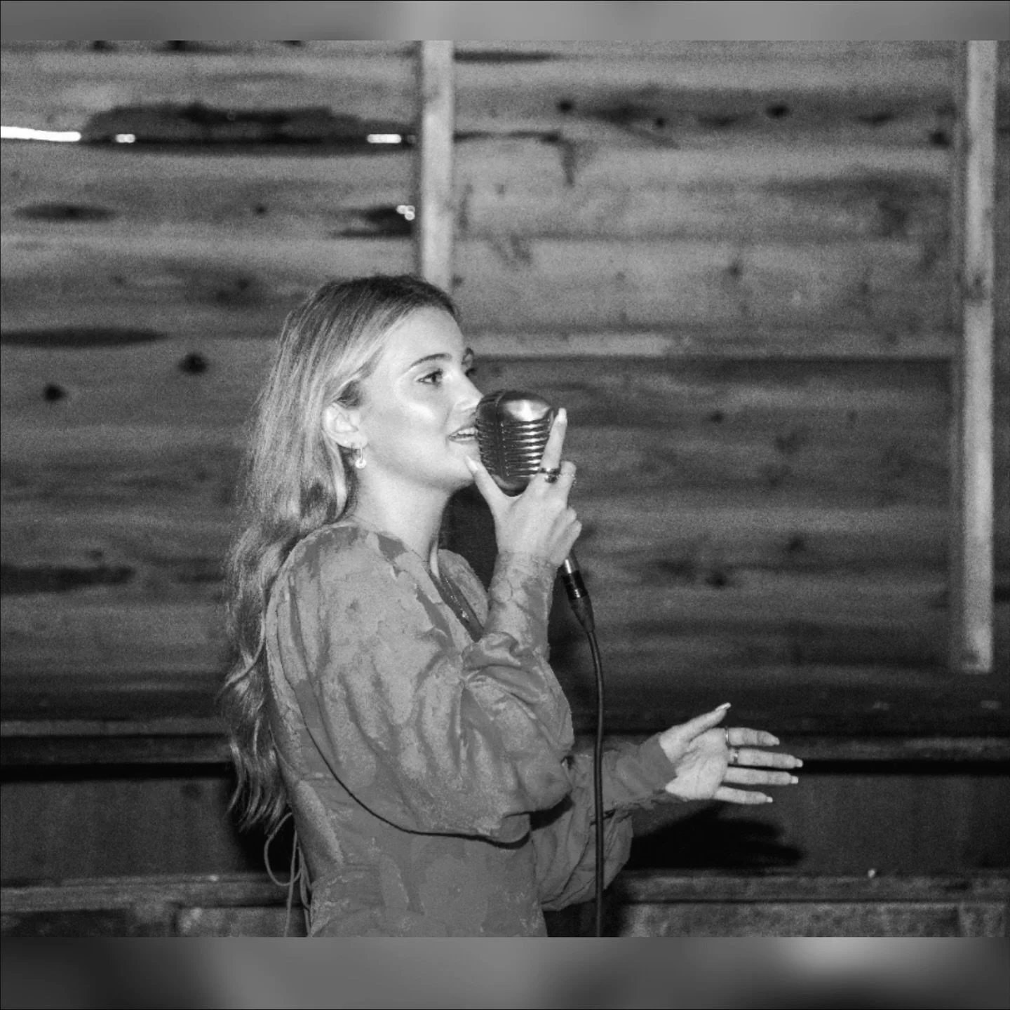 Making the move worth it 🎤

For those who are new here, a bit about me&hellip;

I used to be a primary school teacher. Over the years I taught Reception, Year 2, Year 4 and Year 6 and it really was such a rewarding job.

But singing has always been 