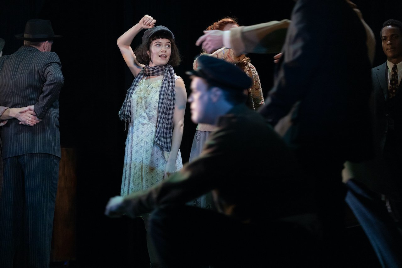 Gate Theatre PIAF 1 - Credit Agata Stoinska.jpg