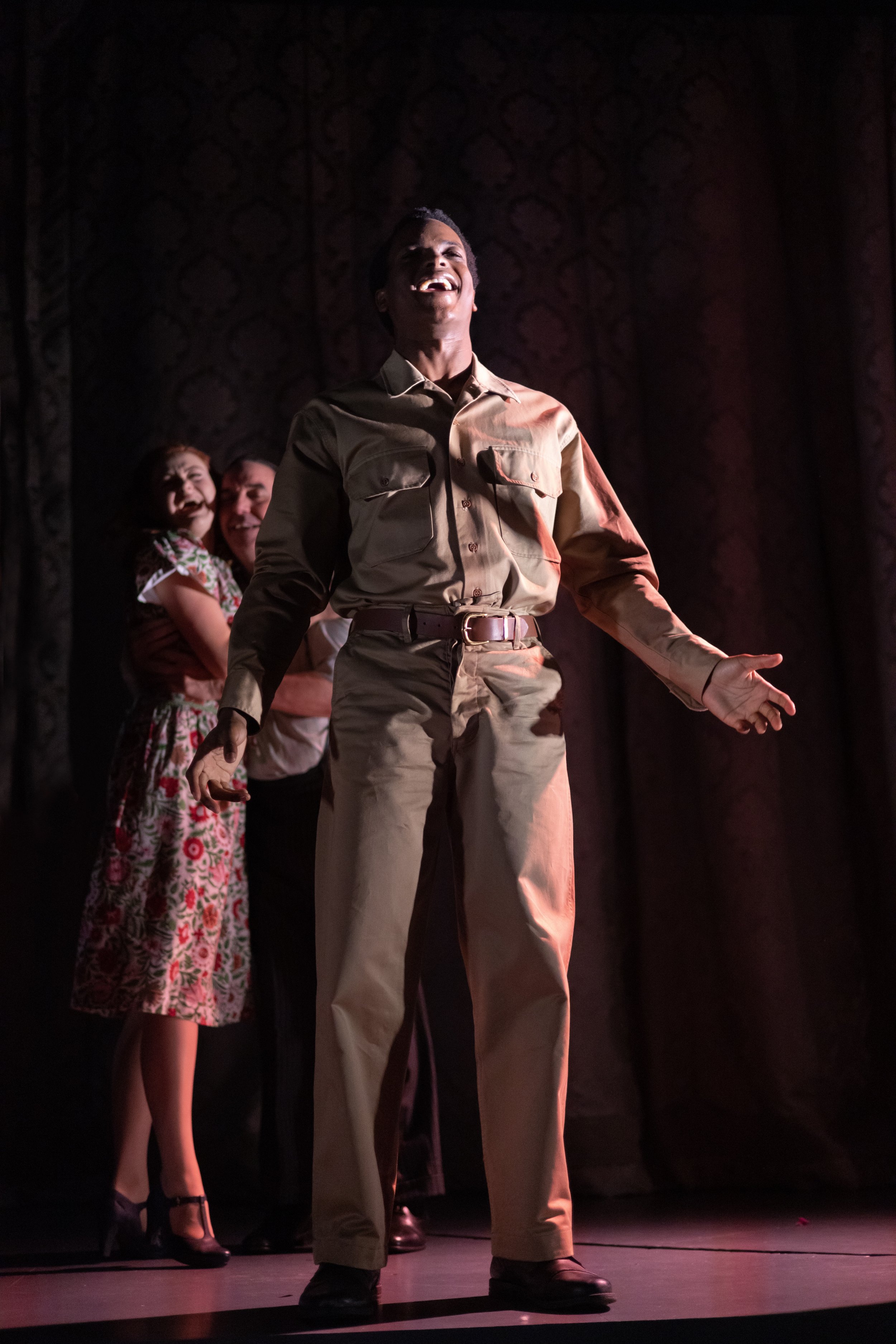 Gate Theatre PIAF 5.jpg