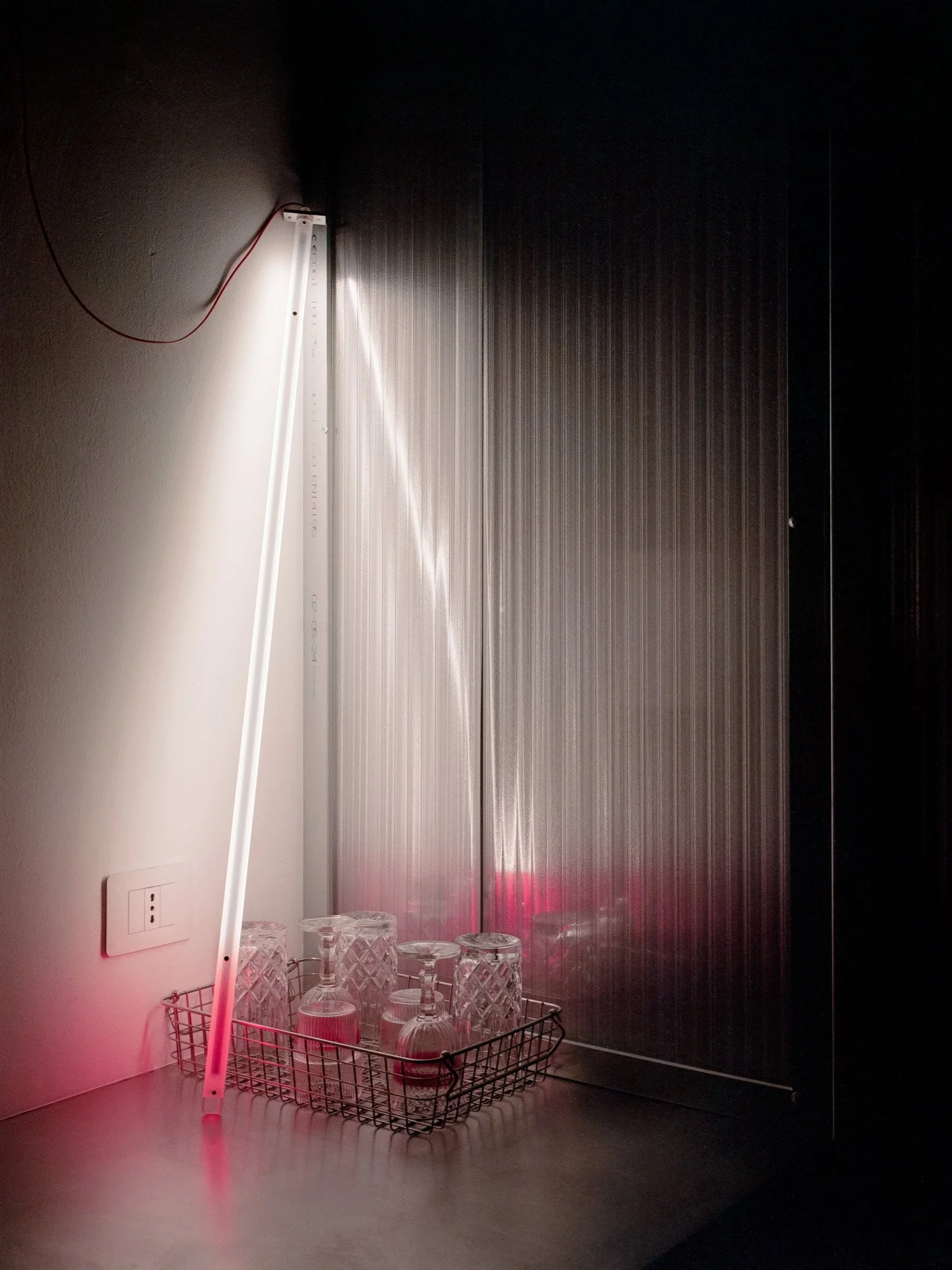 Almost_Blue_2000px_srgb_ (13).jpg