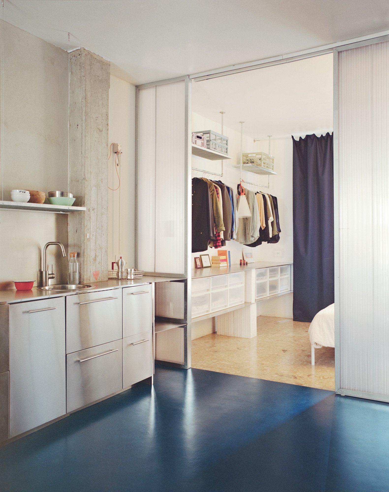 Almost_Blue_2000px_srgb_ (6).jpg