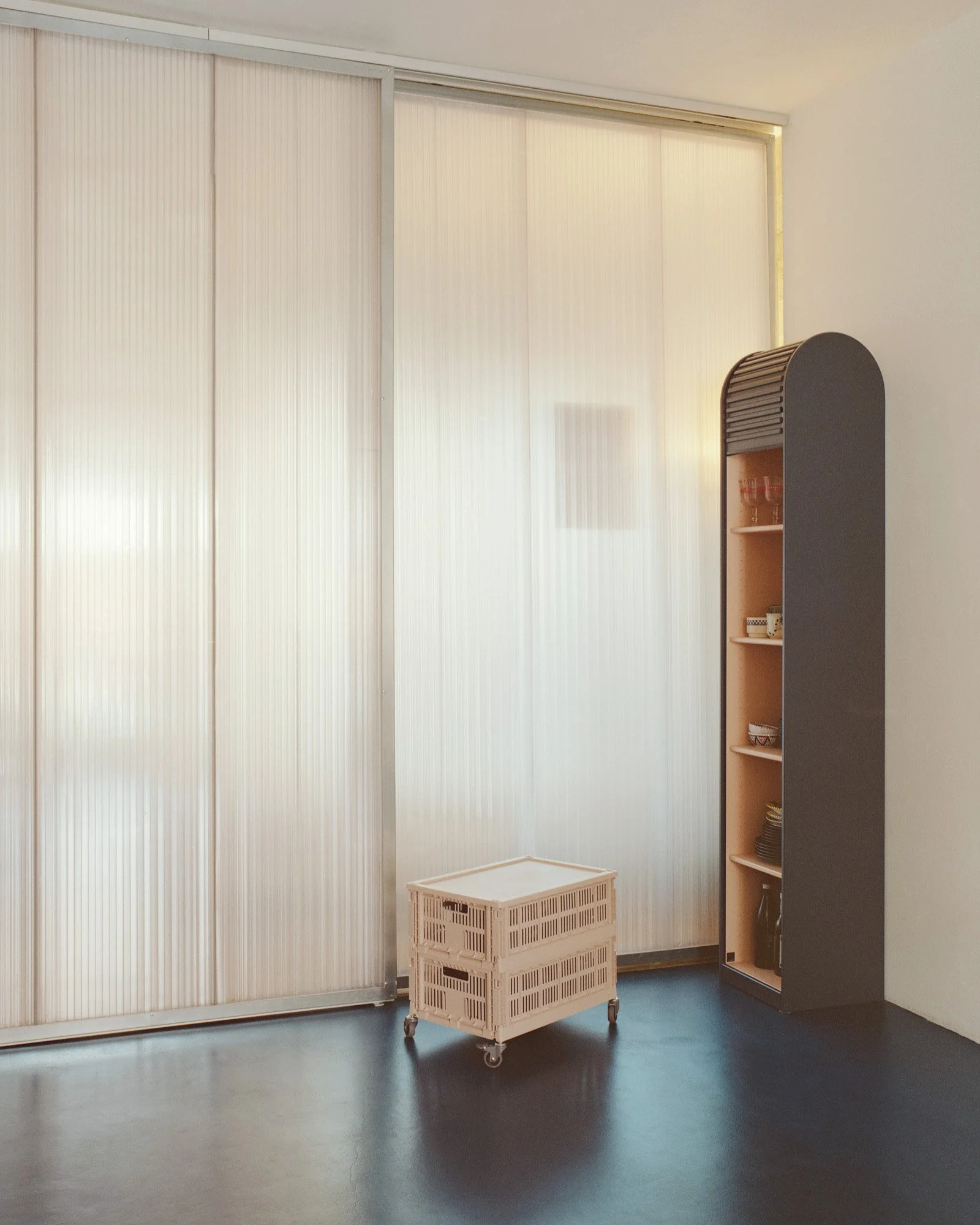 Almost_Blue_2000px_srgb_ (8).jpg