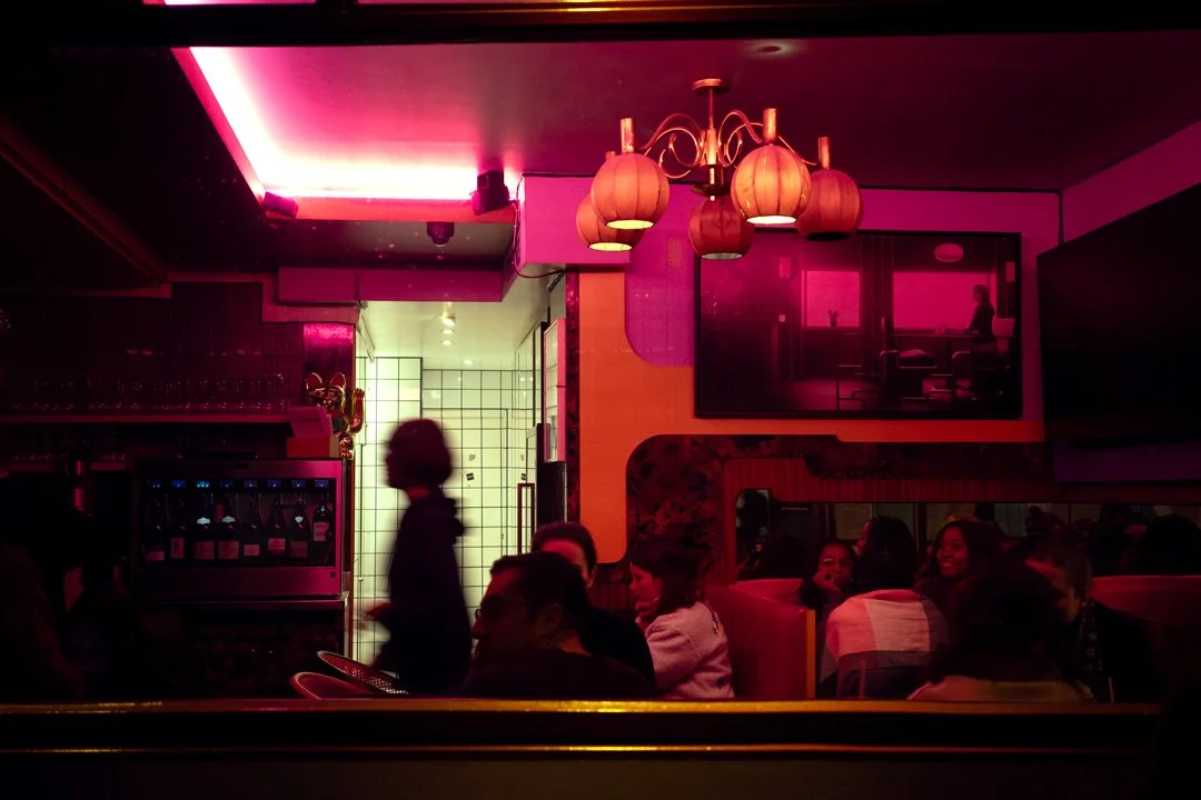 Paris_Bar_rosa_web.jpg