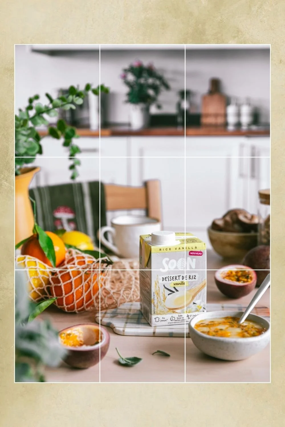 Regla de los tercios aplicada a fotografía culinaria con producto y accesorios de cocina