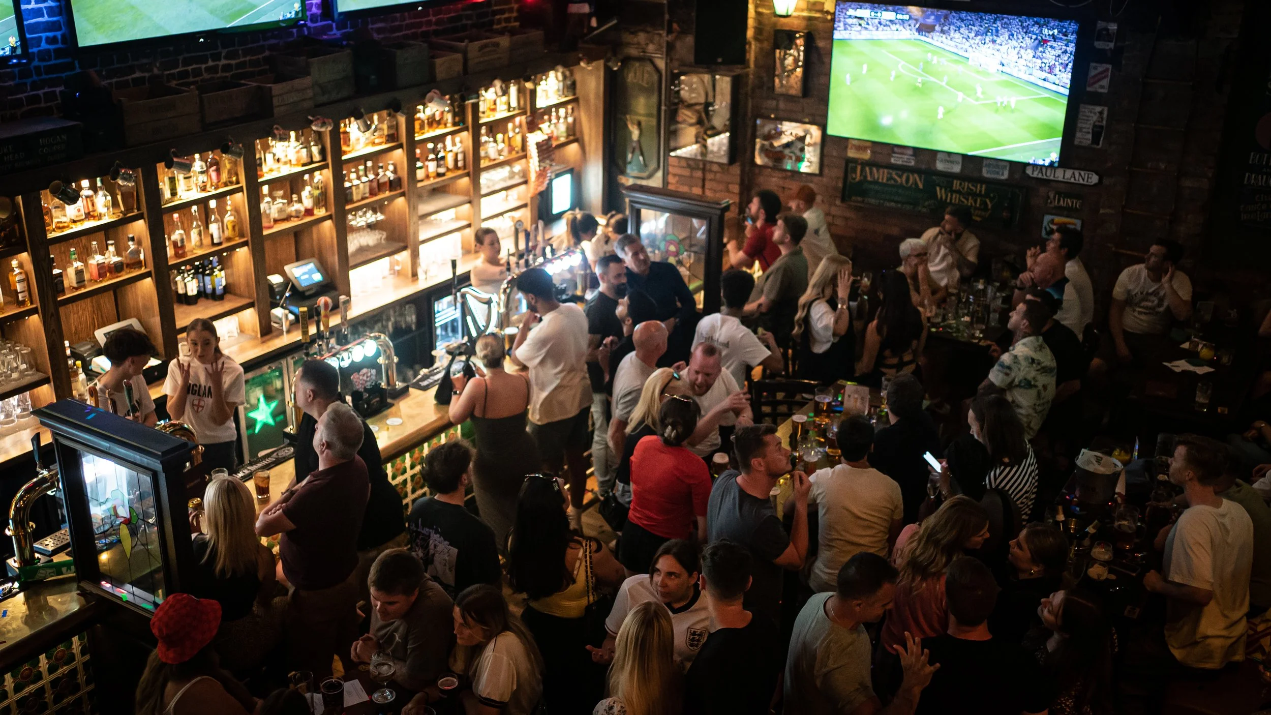 _Brotherhood - England vs Slovenia - 25.06.2024 - 16x9-86.jpg